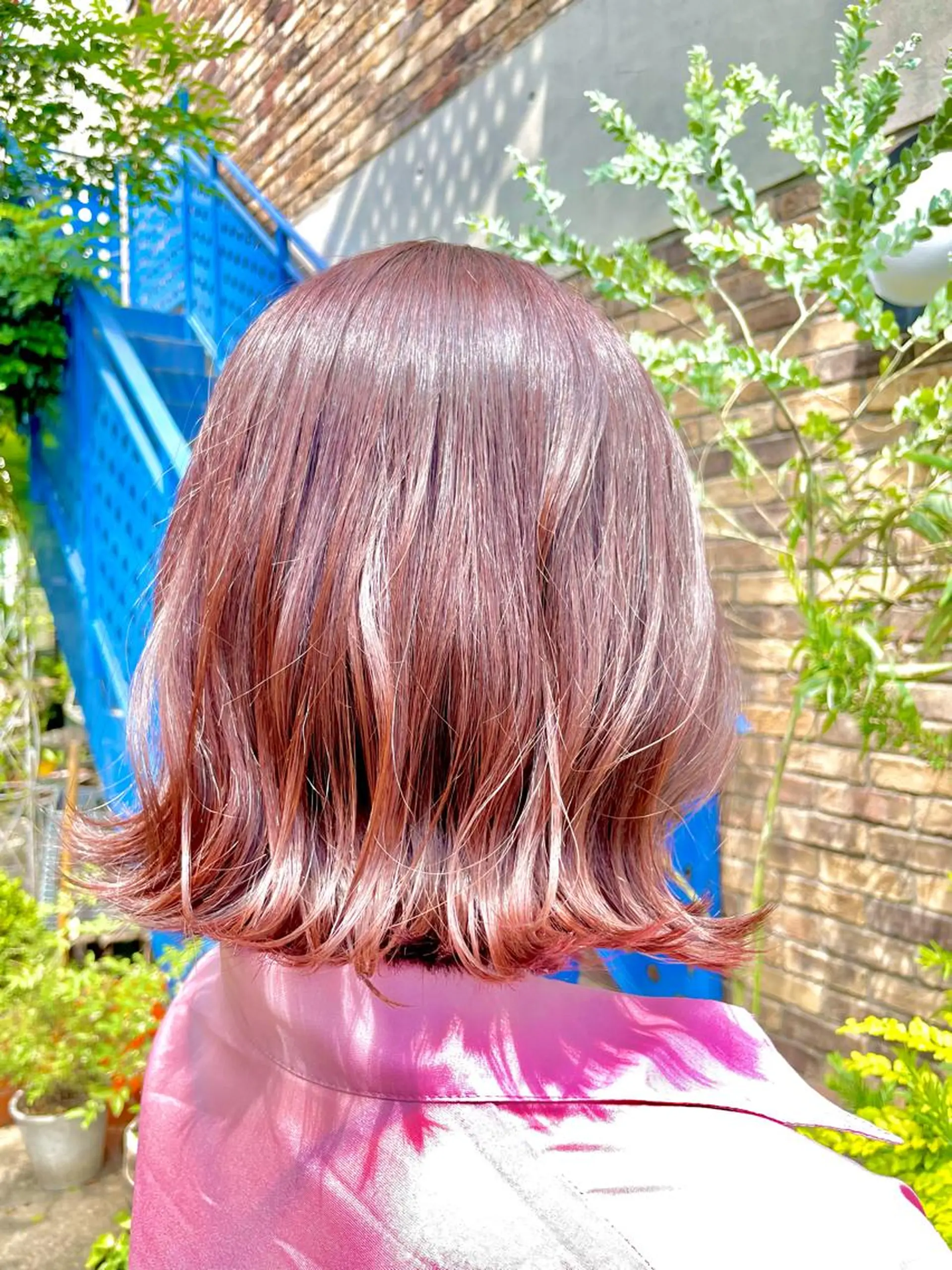 ショート カラー カット ヘアカラー トリートメント ヘッドスパ ヘアセット 二ヶ月綺麗が続く デザイン/星野六三四のヘアスタイル