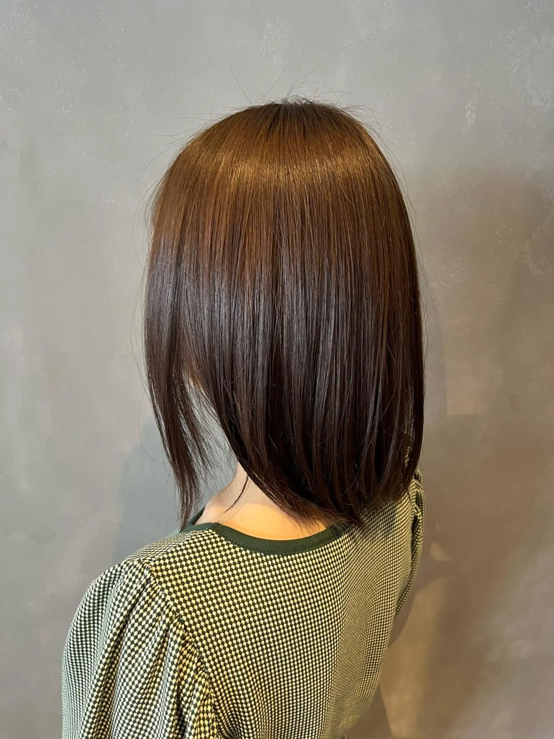 カラー 下山 萌華のヘアスタイル