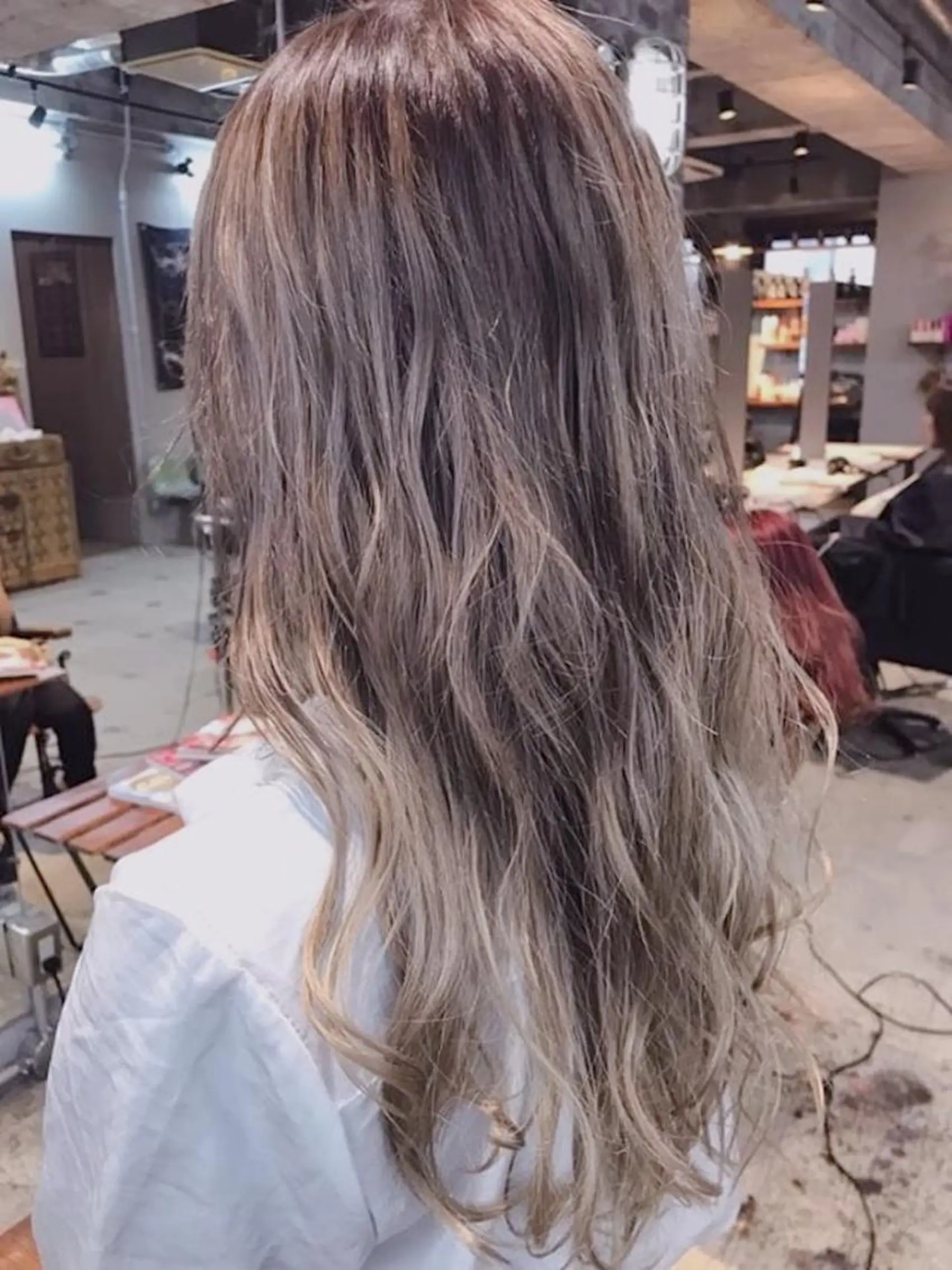 ロング カラー パーマ 代表 中島貴志のヘアスタイル