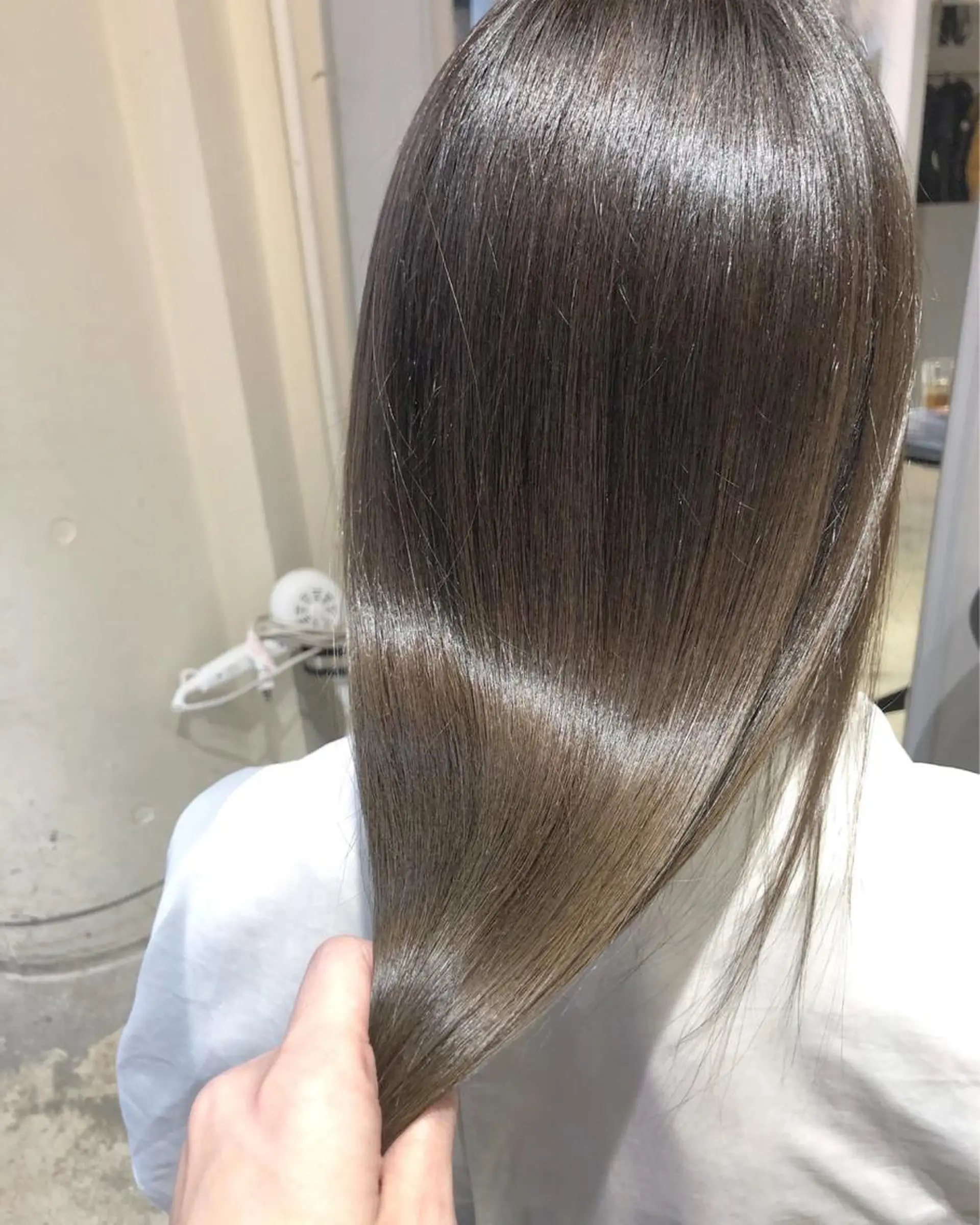 セミロング dipty MOILA所属・辻 貴音のヘアスタイル