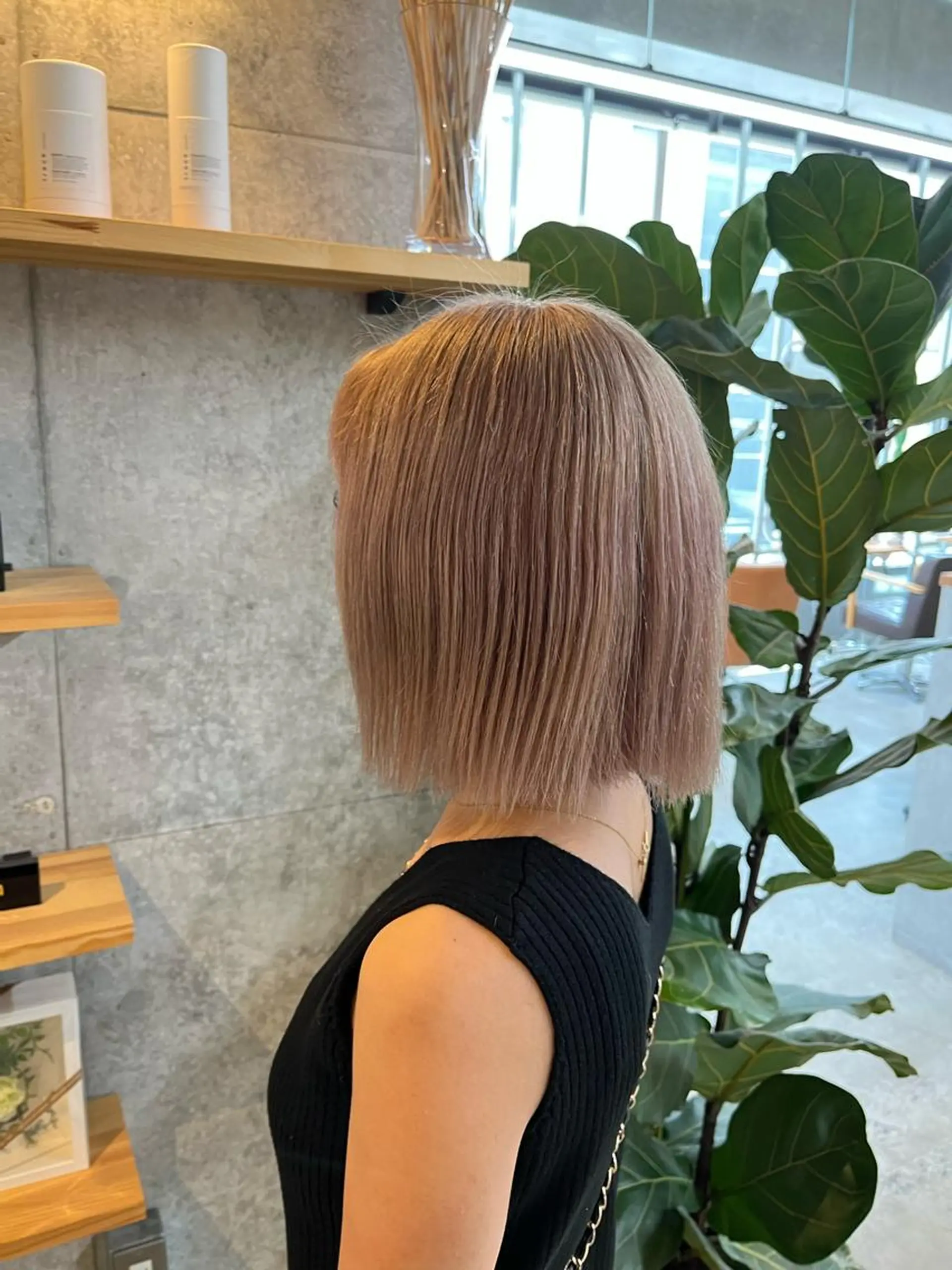 ショート カラー ヘアカラー ハイトーンカラ ー/小川のヘアスタイル