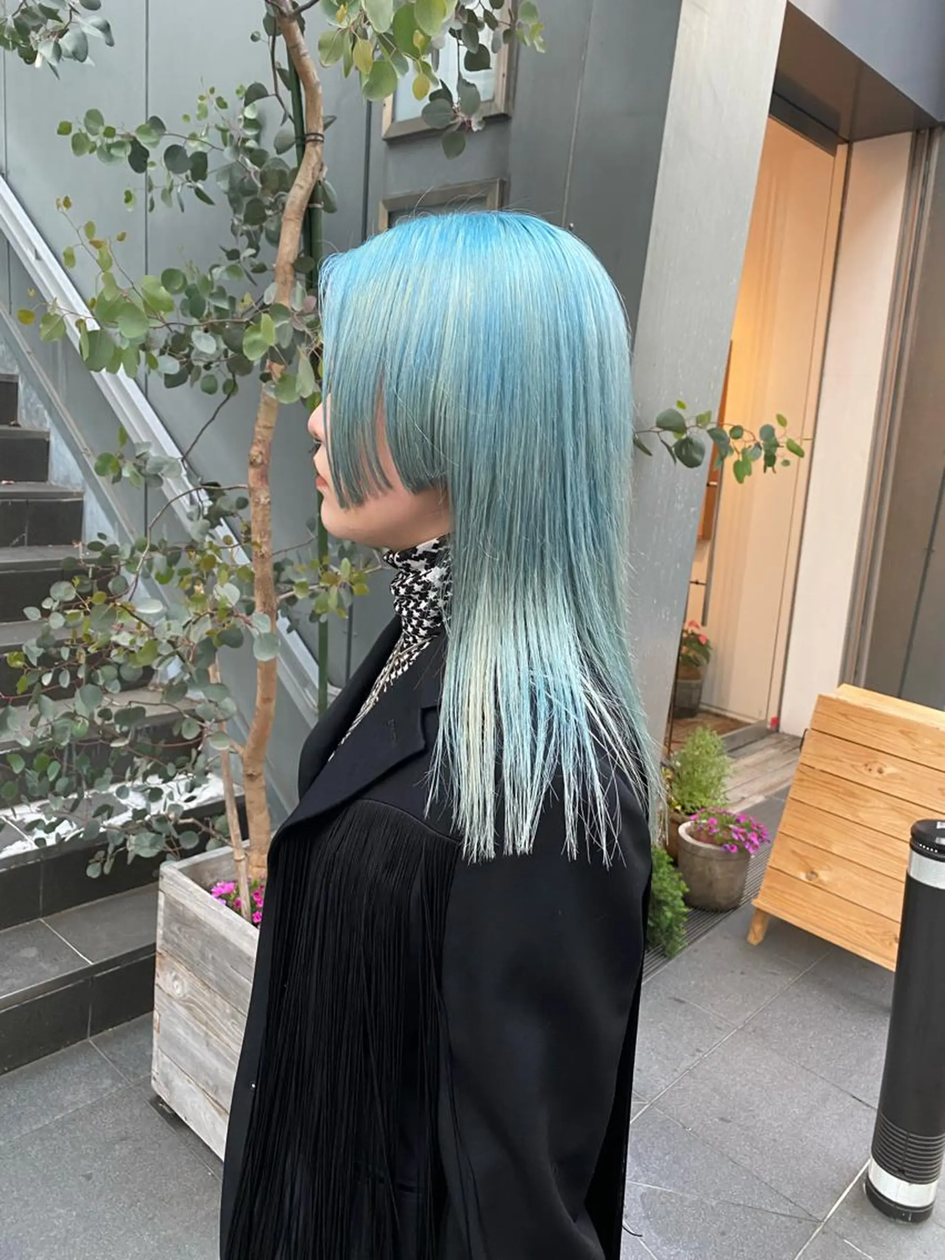 セミロング カラー ヘアカラー トリートメント 吉武 茂暉のヘアスタイル