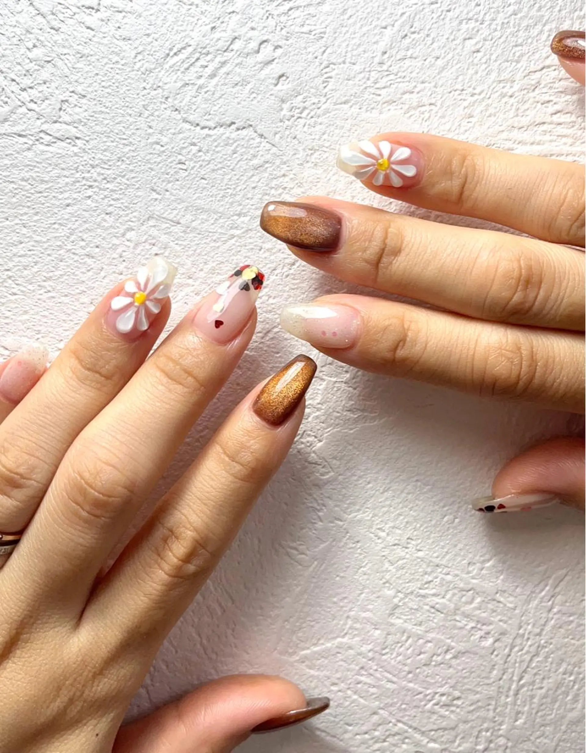 ネイル ジェルネイル ガーリー キラキラネイル 韓国ネイル オフィスネイル ハンドネイル nails' it...のネイルデザイン