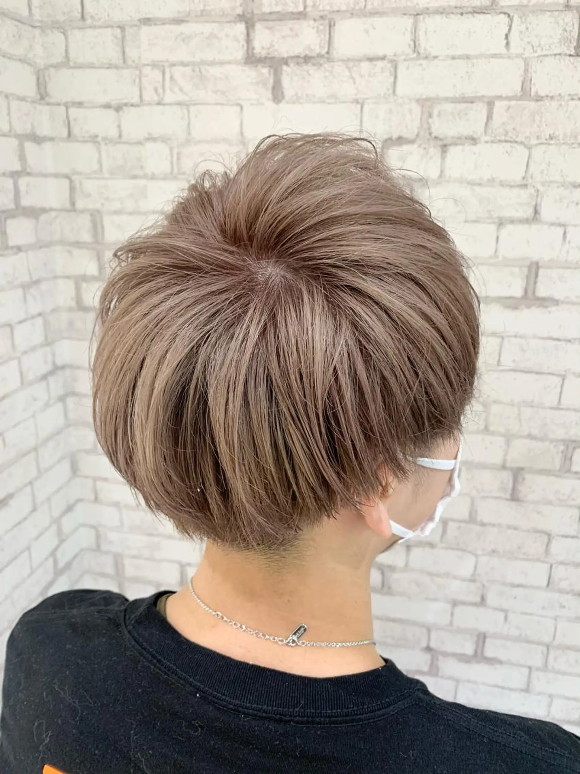 カラー メンズ メンズブリーチ ベージュカラー ブリーチ 透明感カラー 特殊カラー/ブリーチ 道満ゆいなのヘアスタイル