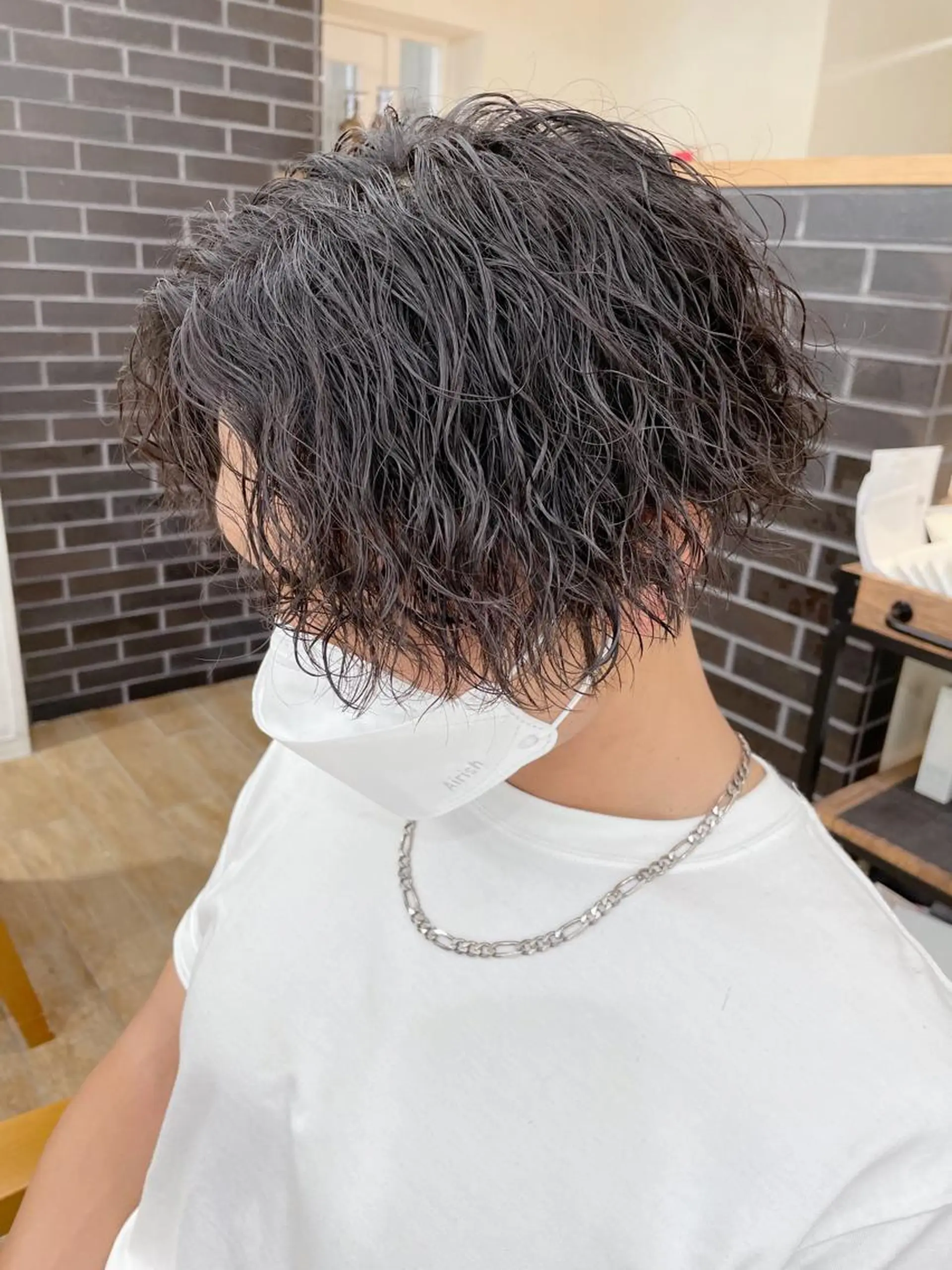 ショート パーマ メンズ 🤎ベージュカラー 🐶メンズパーマのヘアスタイル