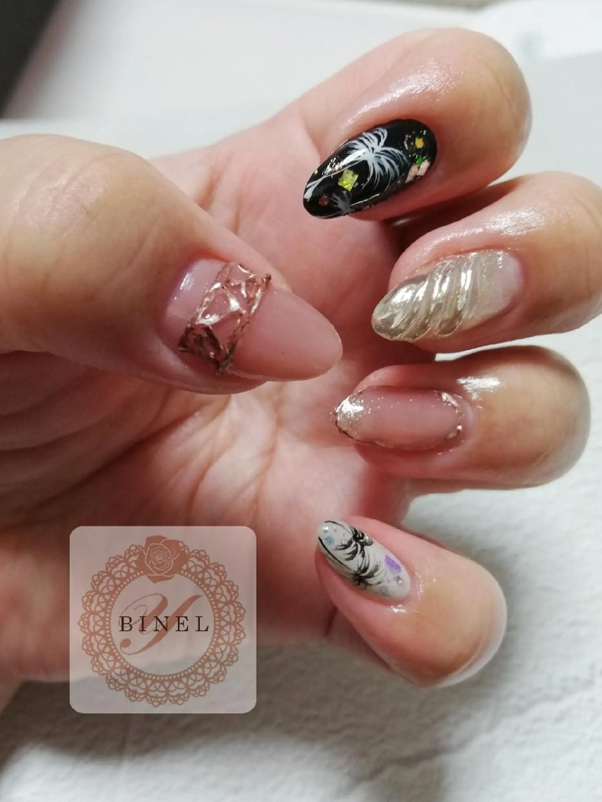 ネイル 夏ネイル ハンドネイル Nail Salon Y.BINELのネイルデザイン