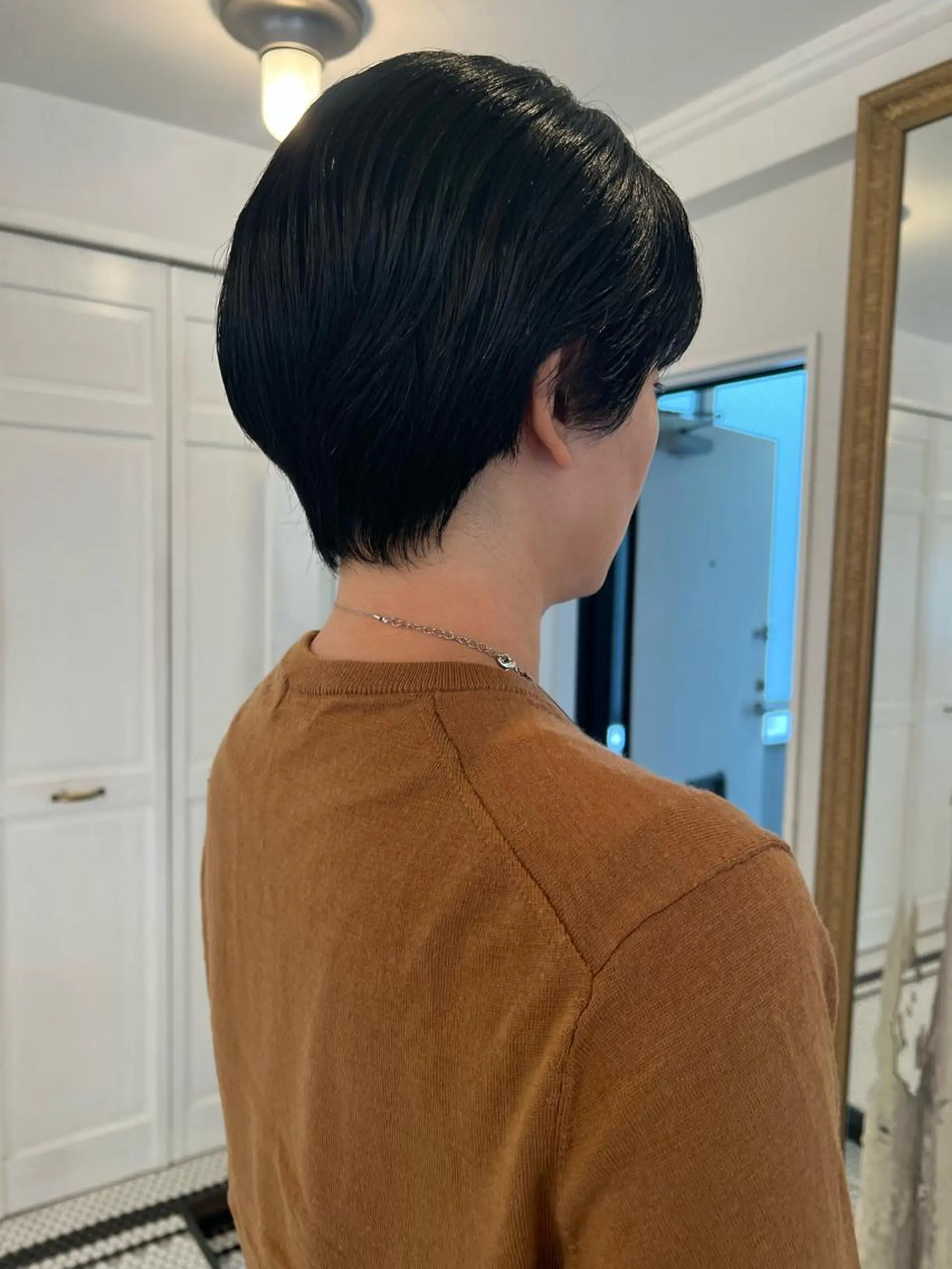 ショート ブリーチカラー🎀 韓国風/寺門美優のヘアスタイル