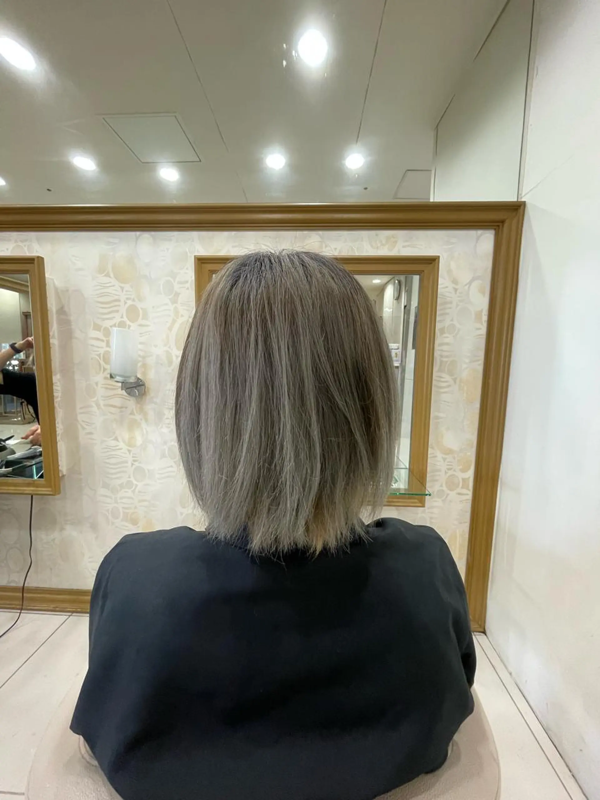 セミロング カラー Stirmaison吉祥寺所属・Rena 🌟のヘアスタイル