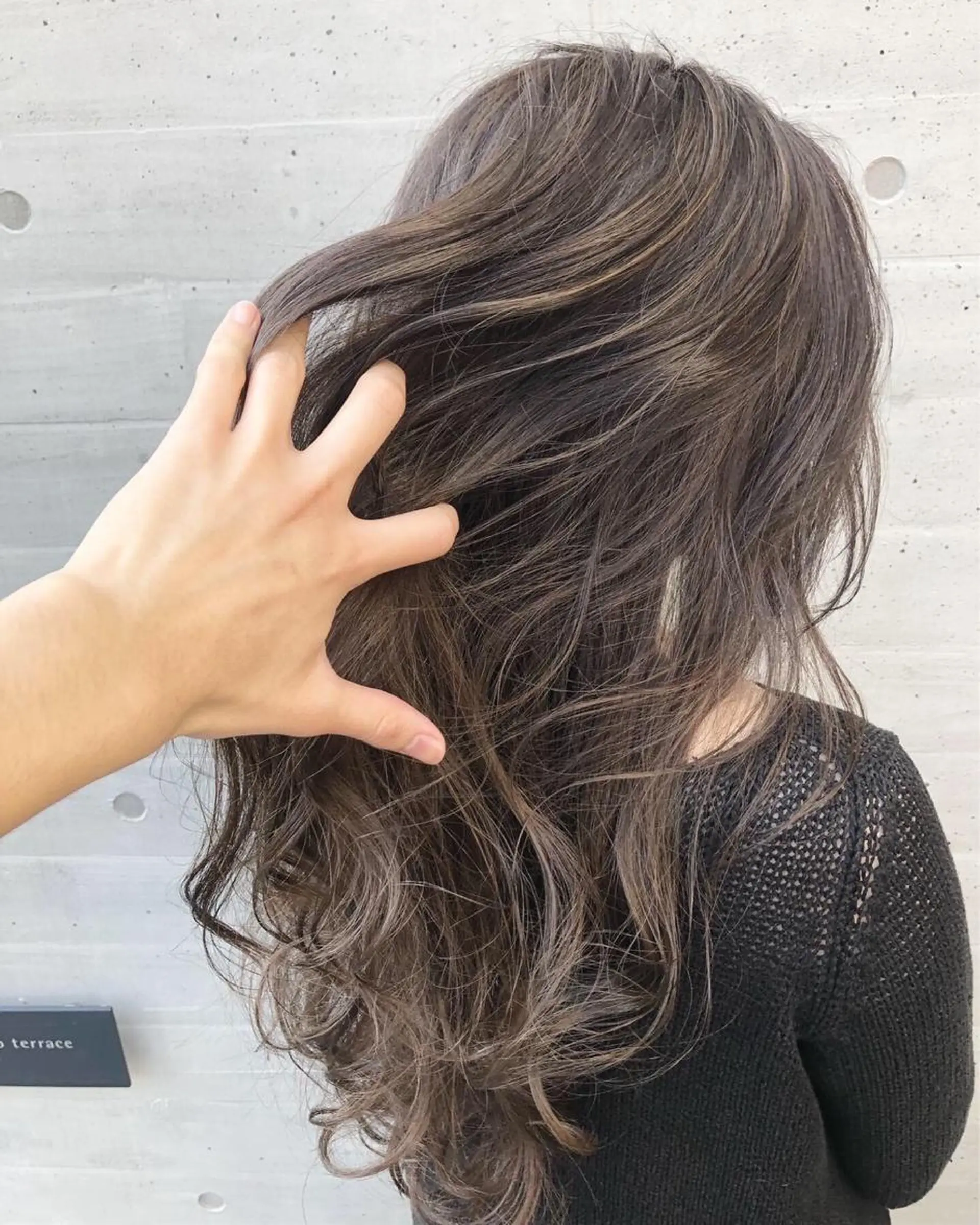 セミロング カラー ヘアアレンジ 【公式】amble luxe池袋東口🩷のヘアスタイル