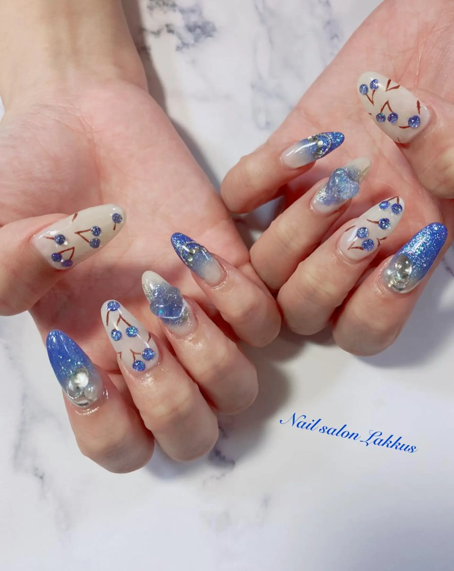 ネイル ハート Lakkus T－CHIのネイルデザイン