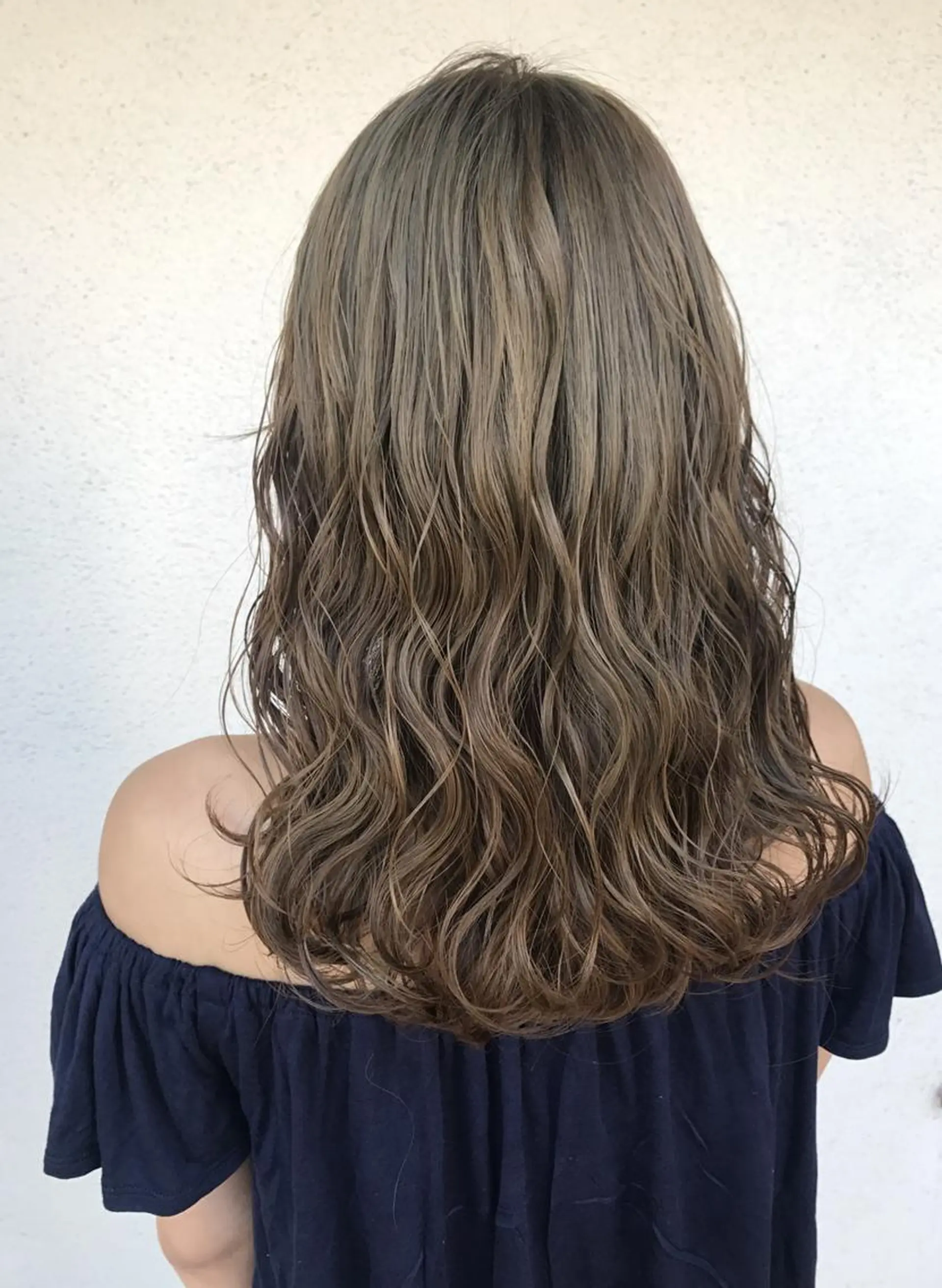 ミディアム 🌷L'oeuf 【ﾙﾌ】ホシカワ🌷のヘアスタイル