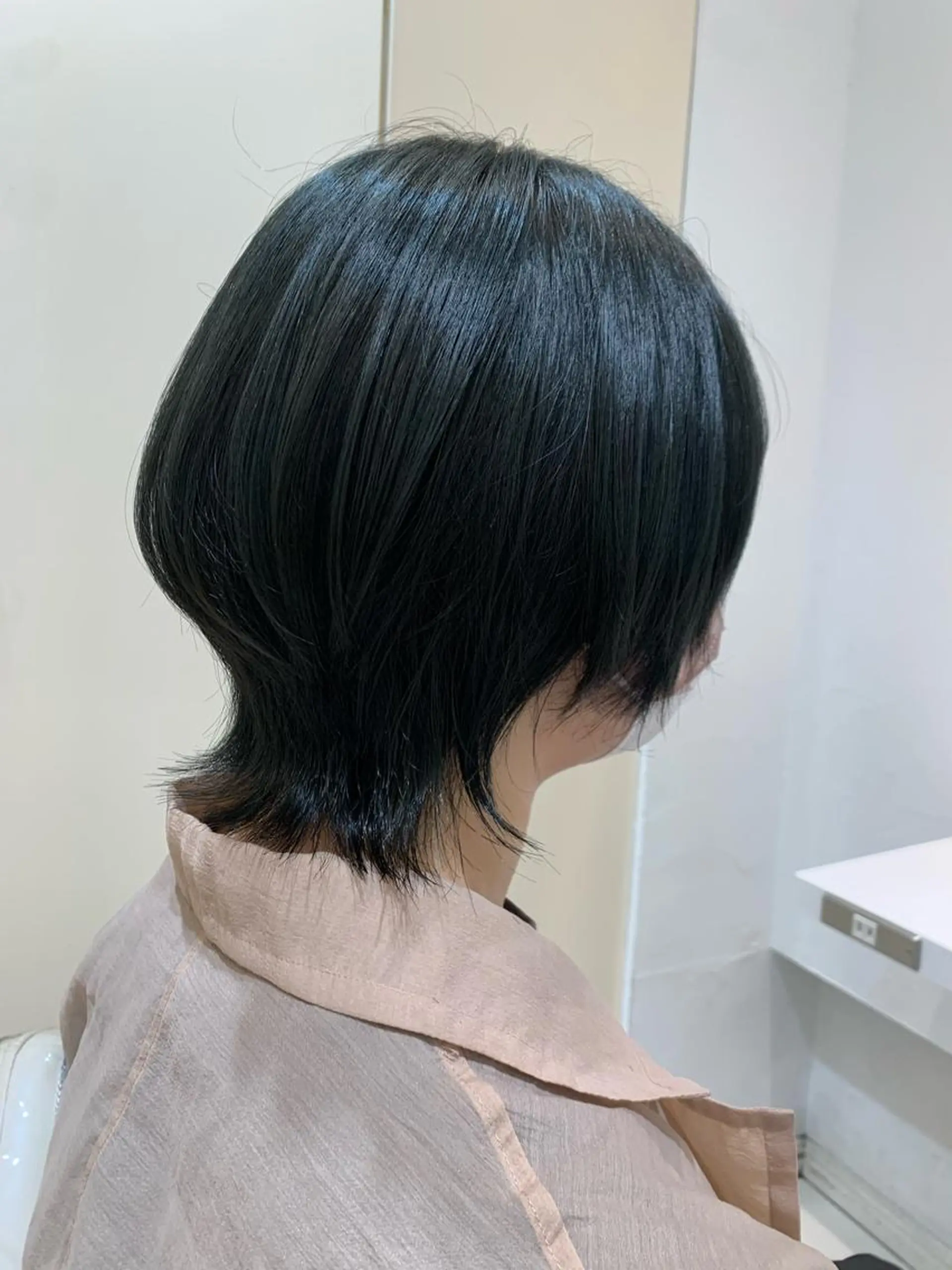 ショート カラー パーマ 金澤 夏海のヘアスタイル