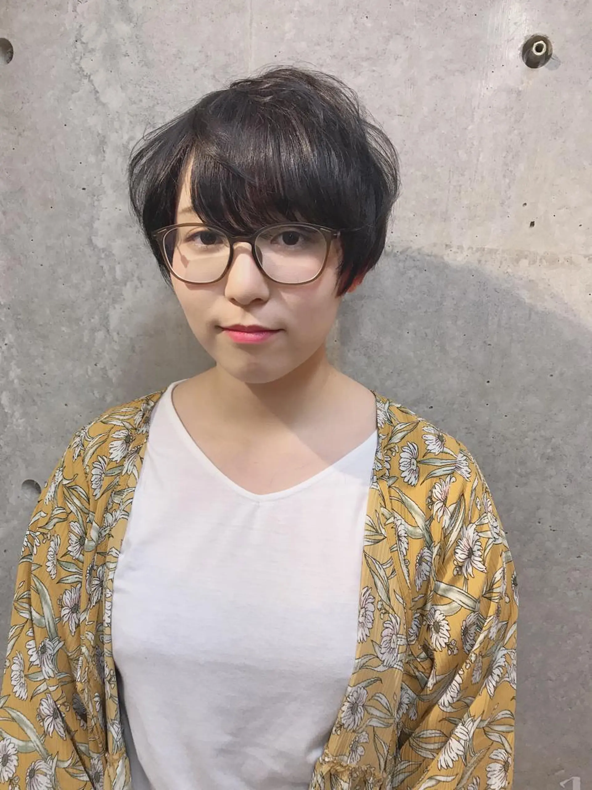 ショート カラー cachecache所属・及川 光のヘアスタイル