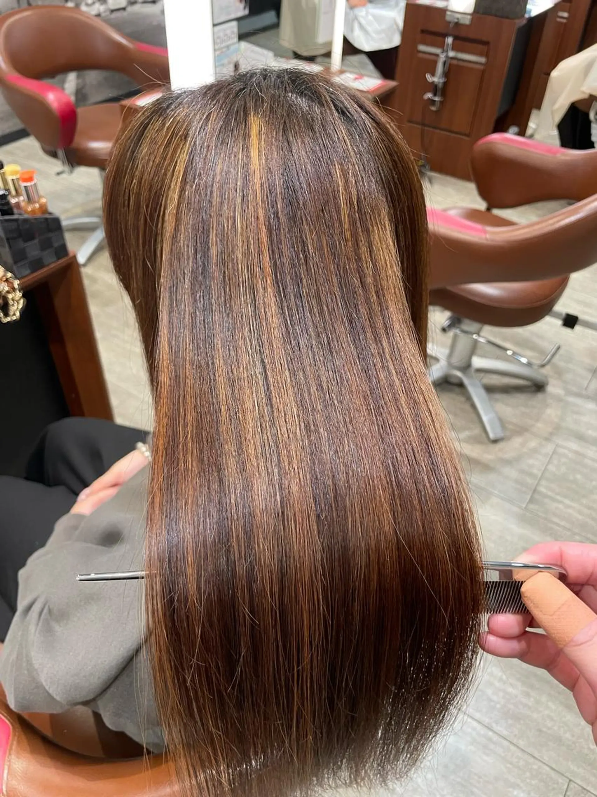 ミディアム カラー パーマ カット 縮毛矯正 トリートメント 縮毛矯正/髪質改善/ 石橋代智のヘアスタイル