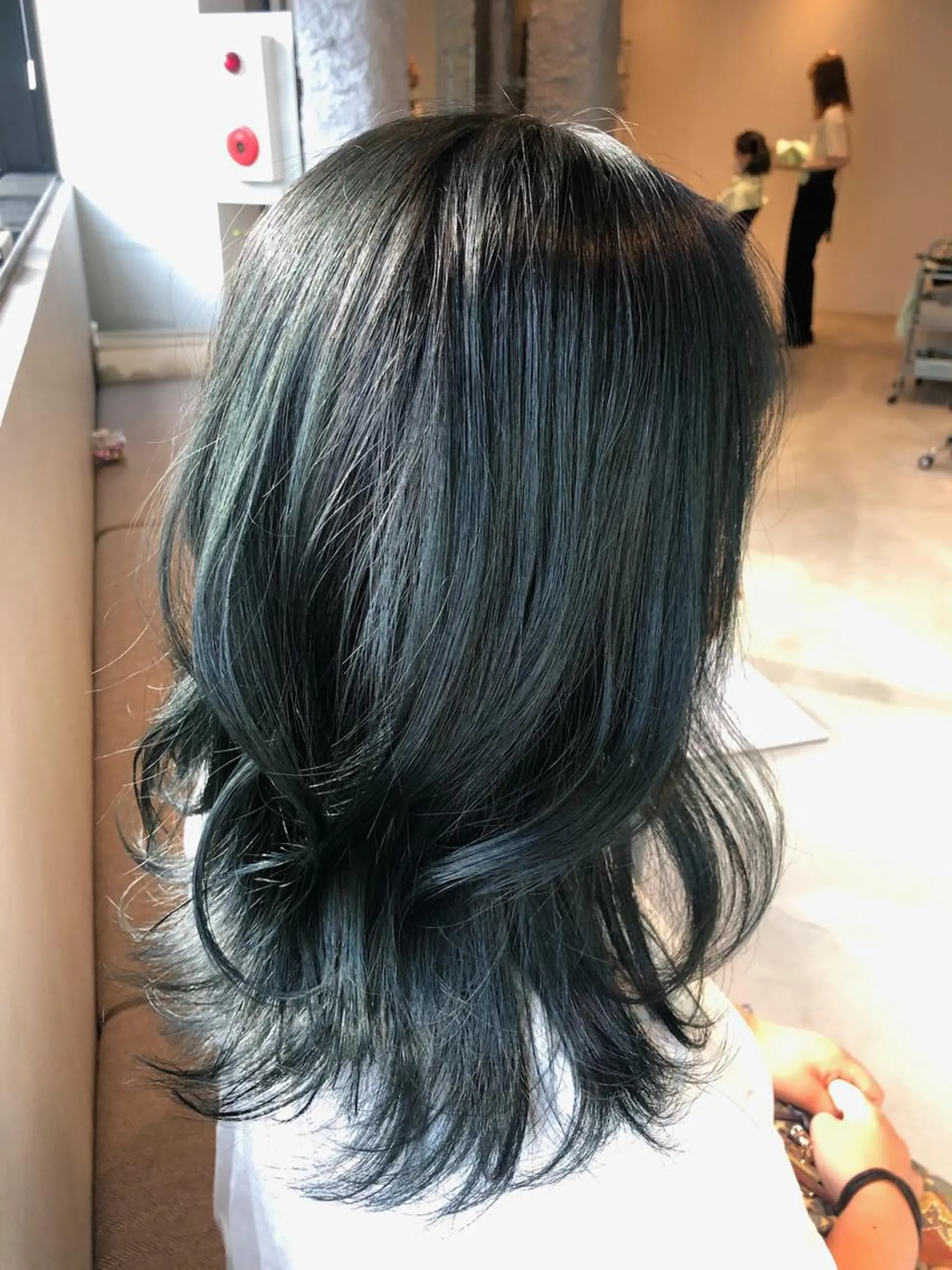 セミロング カラー ロカリタ 河原町三条所属・🌐👽フクイ キララ🌎💎のヘアスタイル