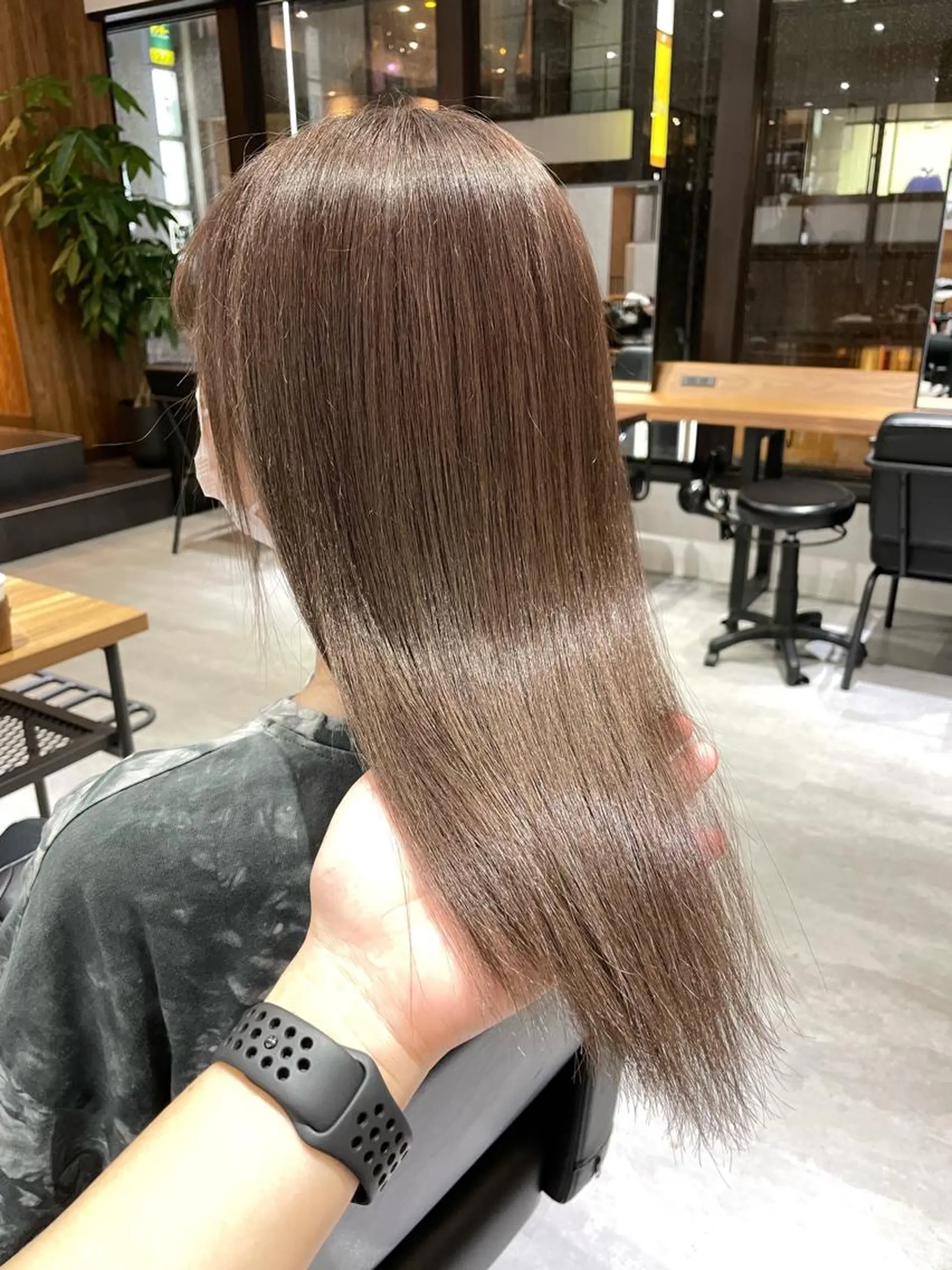 セミロング カラー アッシュ アッシュブラウン ブラウンカラー グレージュ KEISUKE/ 艶カラー🧡エクステのヘアスタイル