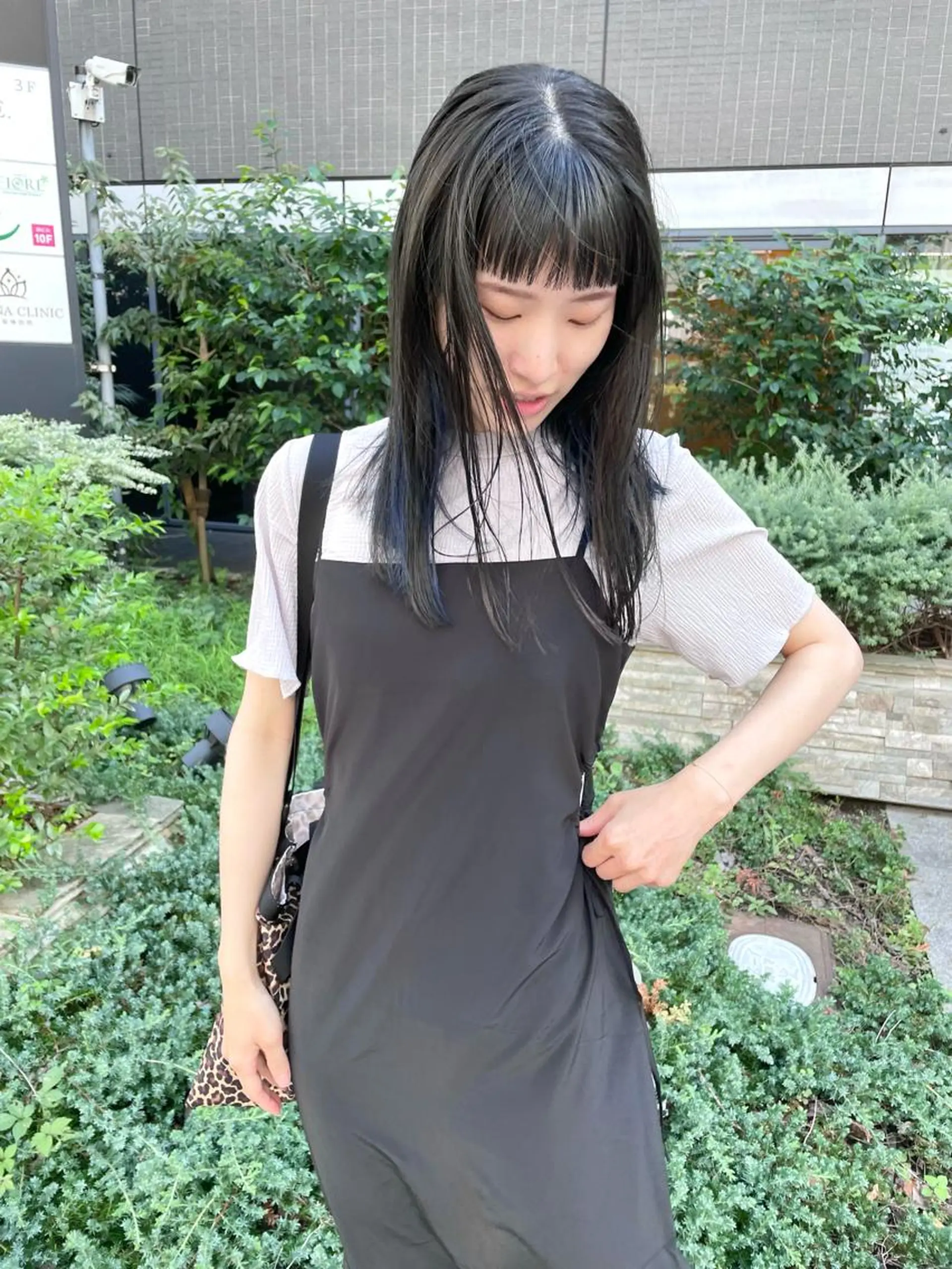 ミディアム カラー パーマ ヘアアレンジ メンズ キッズ ネイル マツエク・マツパ アイブロウ ブルーカラー ネイビーカラー ブルー ネイビー tatsumi/ボブ ウルフ/レイヤーのヘアスタイル