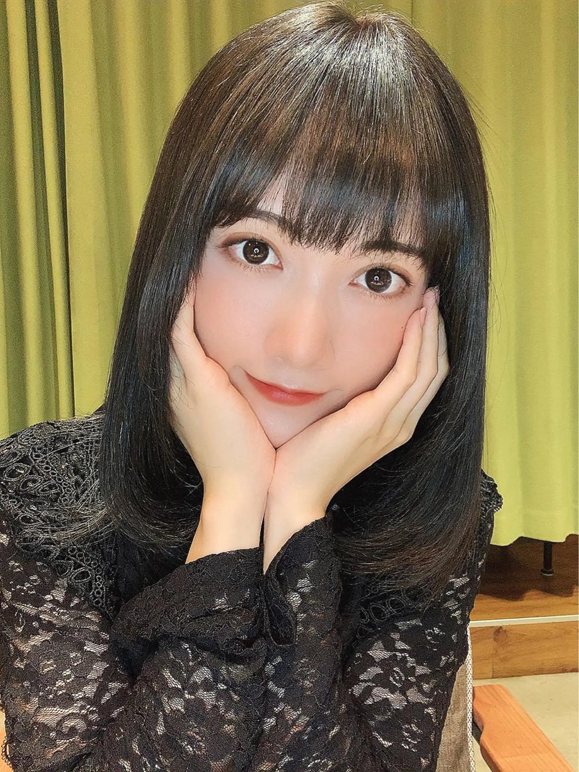 ミディアム 髪質改善/縮毛/新宿 🫧SUZUKA🫧のヘアスタイル