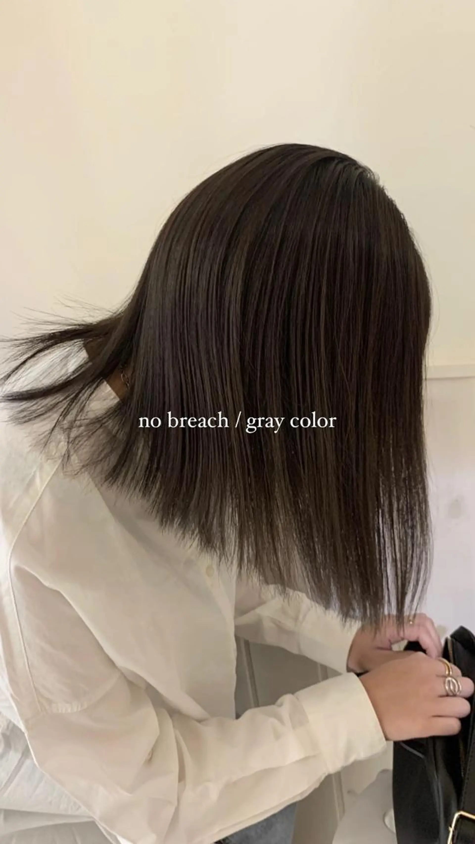 ミディアム 落合希 Olivebeigeのヘアスタイル