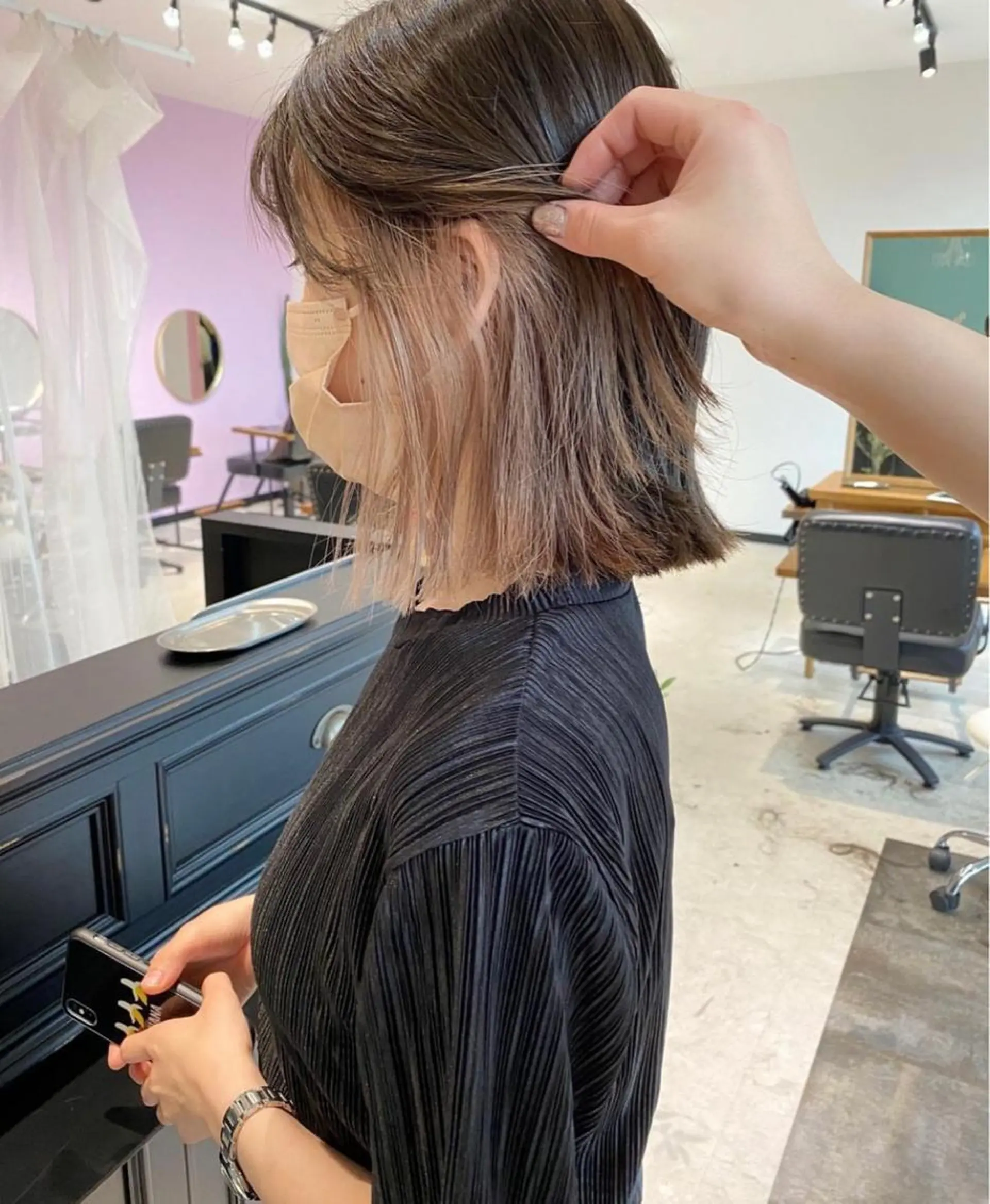 カラー MATTY azusaのヘアスタイル