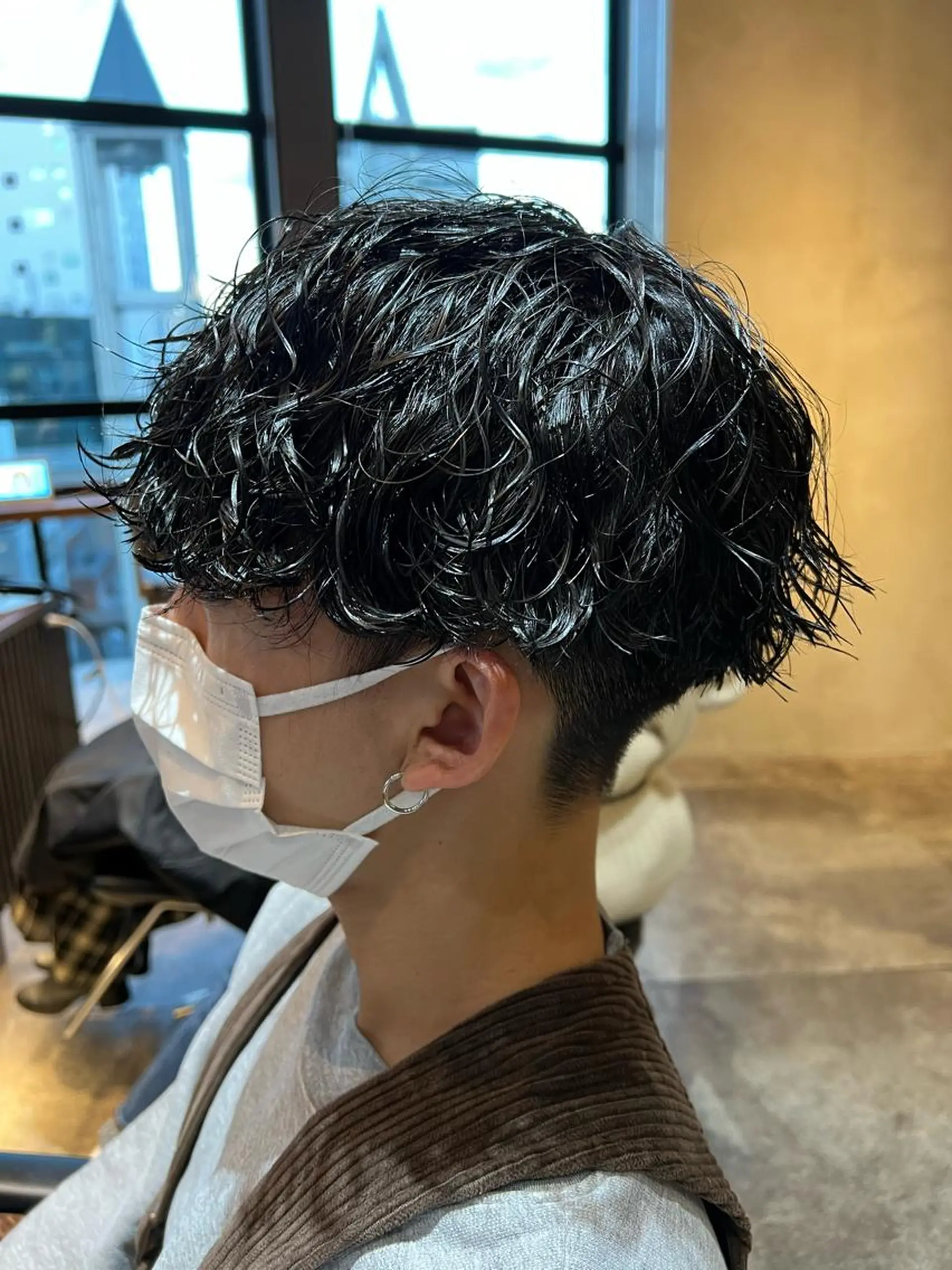 ミディアム パーマ メンズ カット パーマ トリートメント 波巻きスパイラルパー マ/シャドウパーマ駿のヘアスタイル