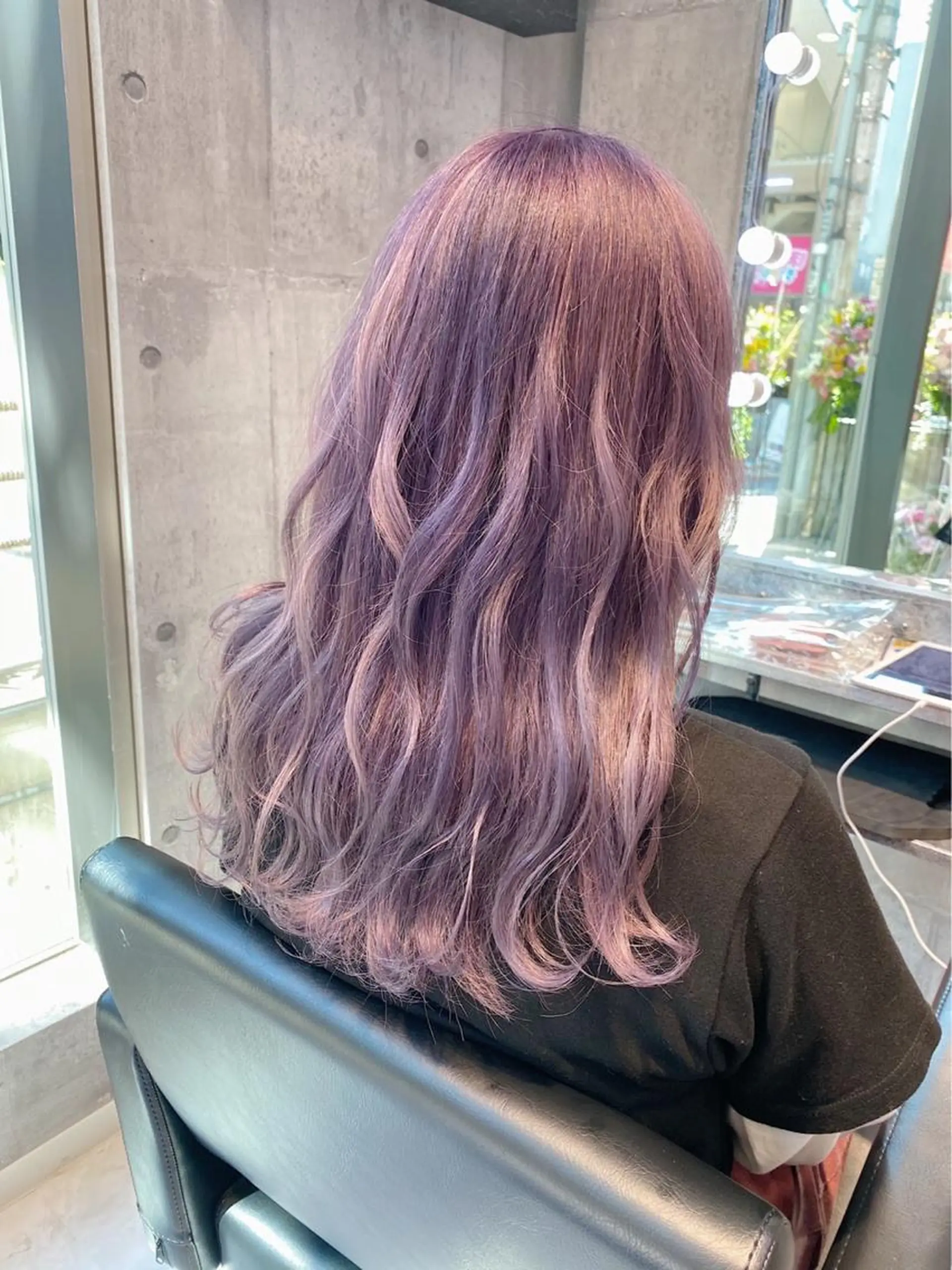 ロング カラー ヘアアレンジ メンズ キッズ 💟Chloe原宿店 🩶ハイトーンのヘアスタイル