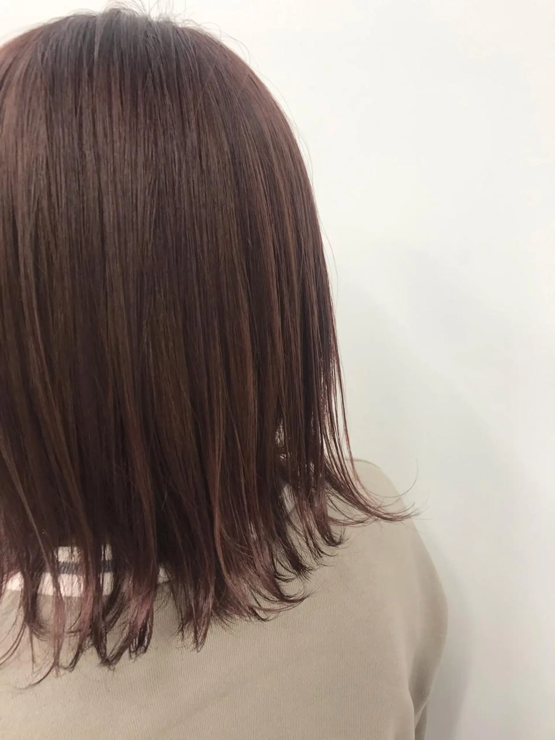ミディアム aoi ♡グレージュ ・ベージュカラーのヘアスタイル