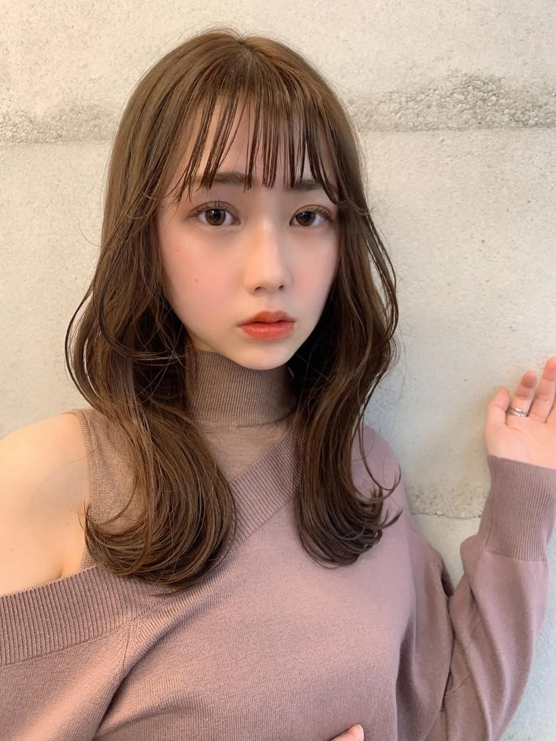 ミディアム カラー 透明感/オリーブ/ グレージュ/YUKAのヘアスタイル