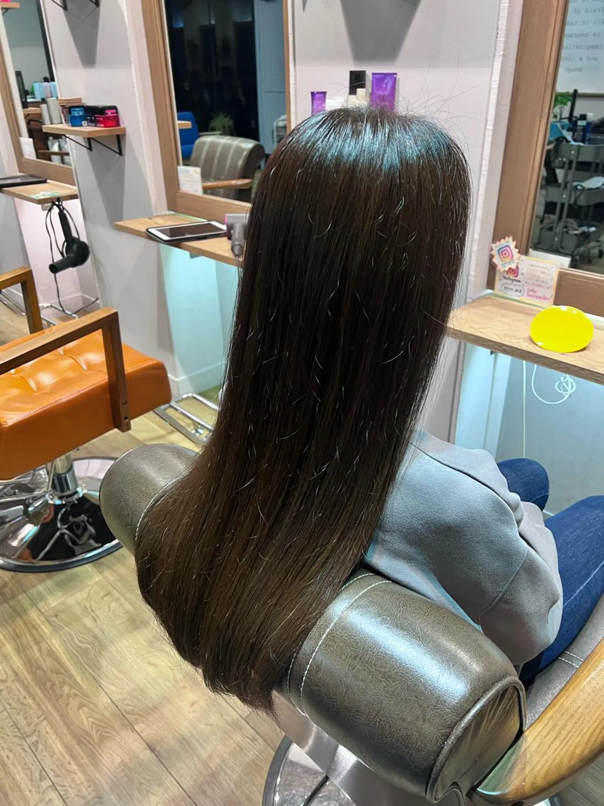 ロング カラー グレージュ ヘアカラー トリートメント ツキダテ ユイのヘアスタイル