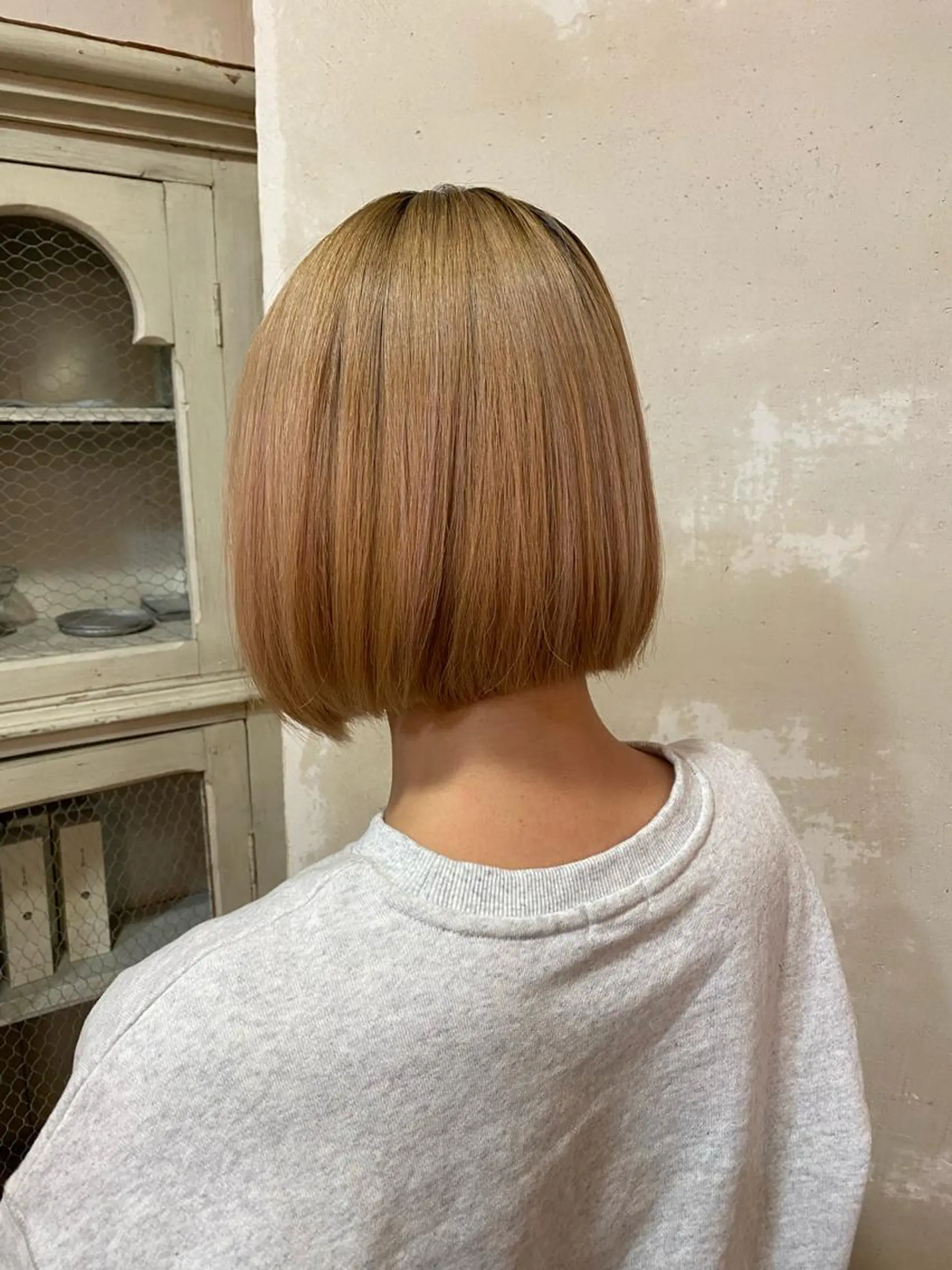 ショート ショートボブ ボブ ショートヘア amie by afloat(エイミーバイアフロート)所属・井上 日菜乃のヘアスタイル