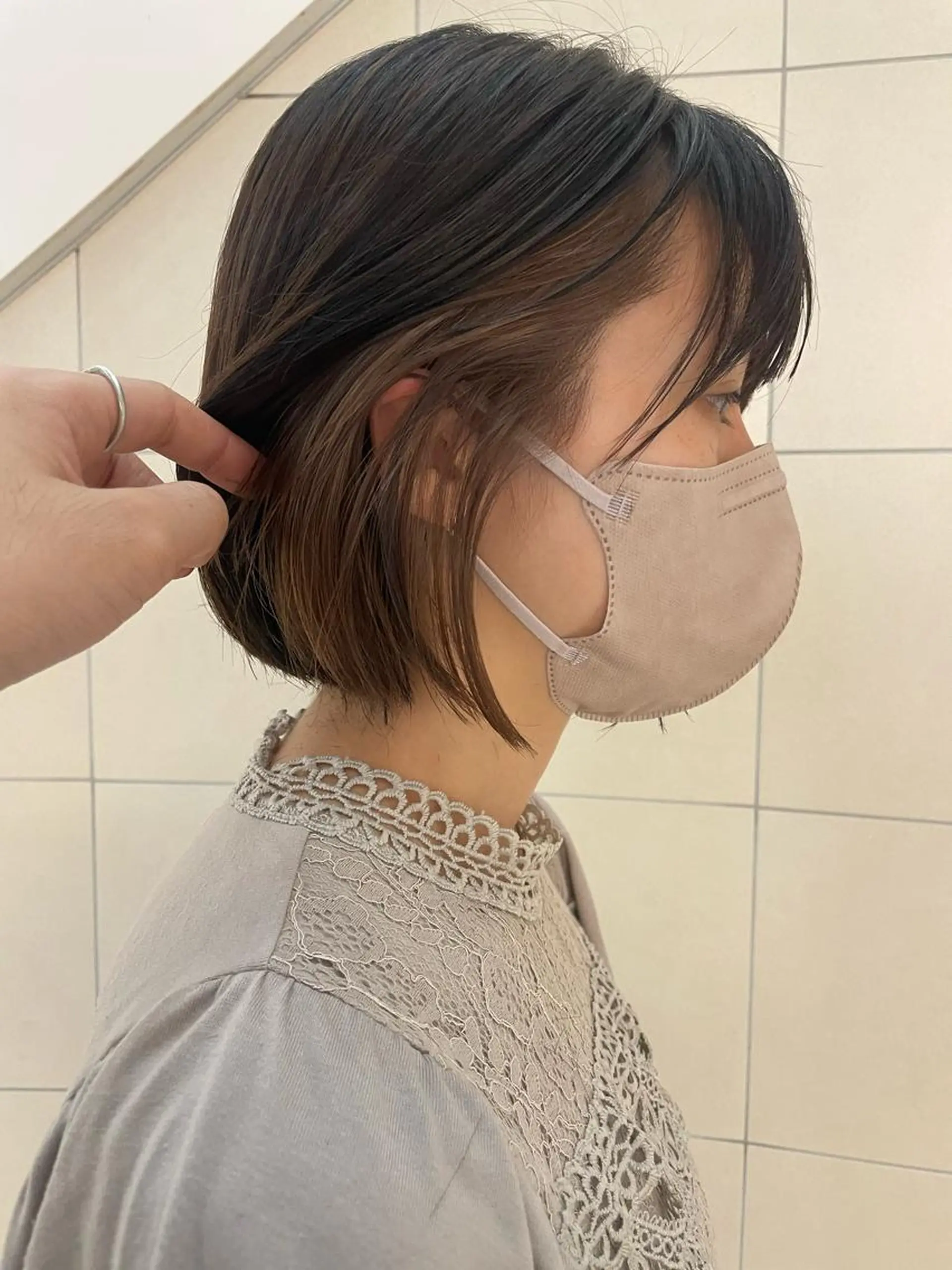 ショート ヘアカラー トリートメント ケアブリーチ/ エクステ/レイヤーのヘアスタイル