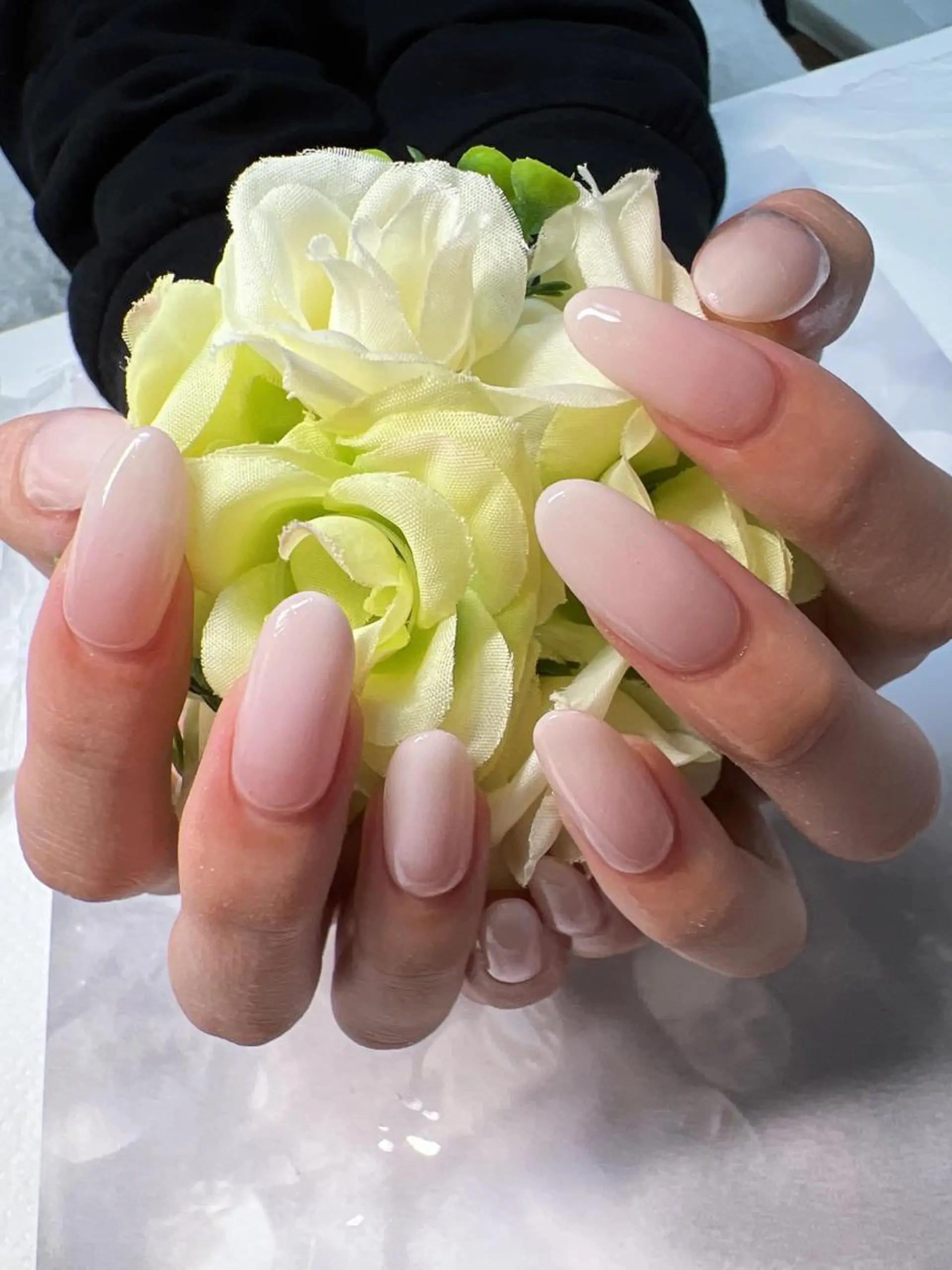 ネイル グラデーション オフィスネイル coco nailのネイルデザイン