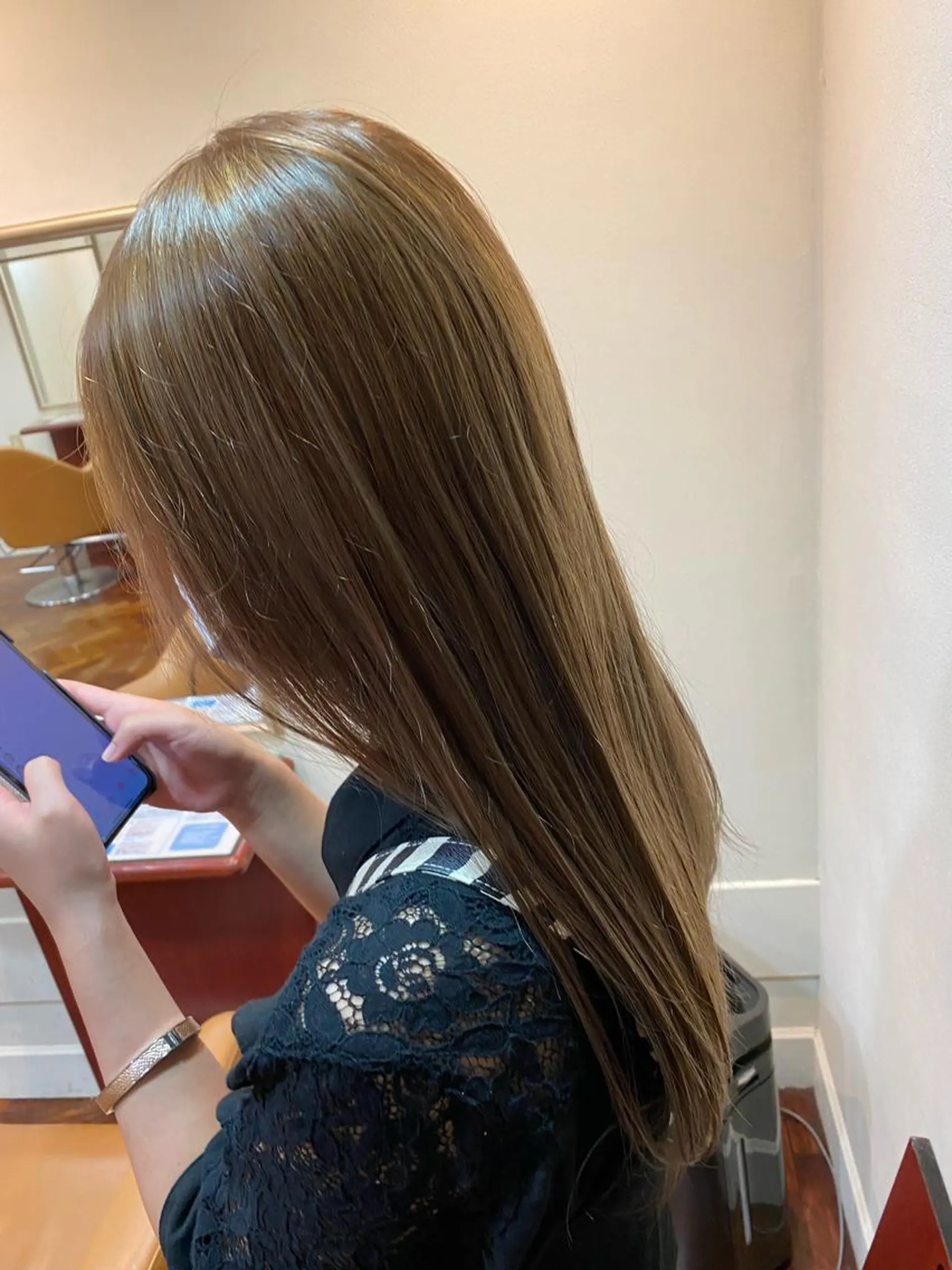 カラー Ceaven 溝の口【セヴン】所属・ツヤツヤ縮毛矯正 men'sカット小山のヘアスタイル