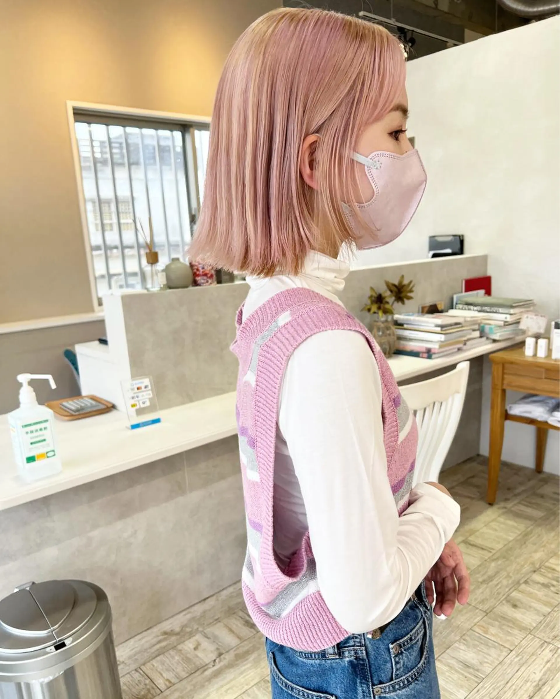 ショート カラー ピンクカラー テトネ タカシのヘアスタイル