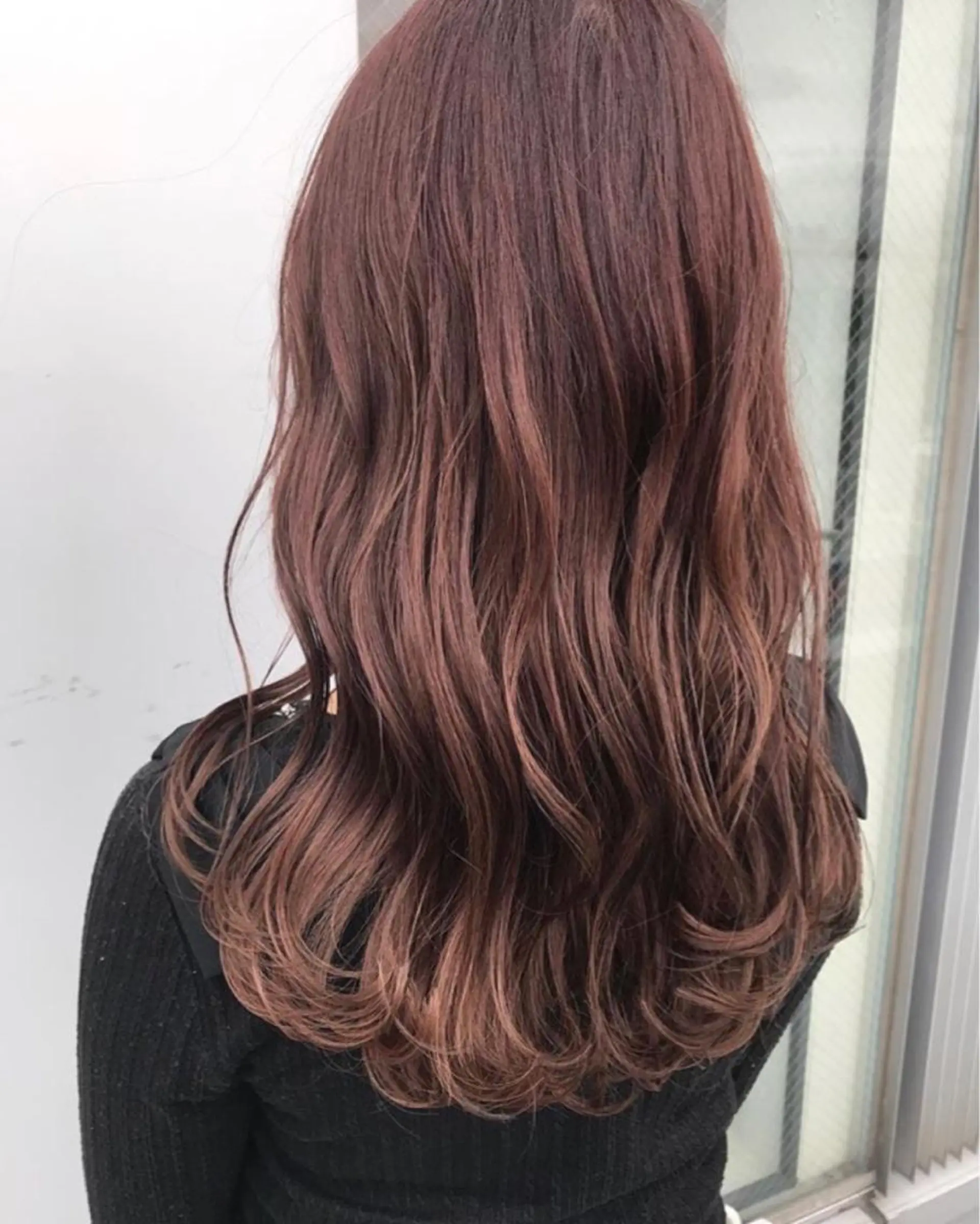 ロング カラー パーマ ヘアアレンジ ナツメダ ダイキのヘアスタイル