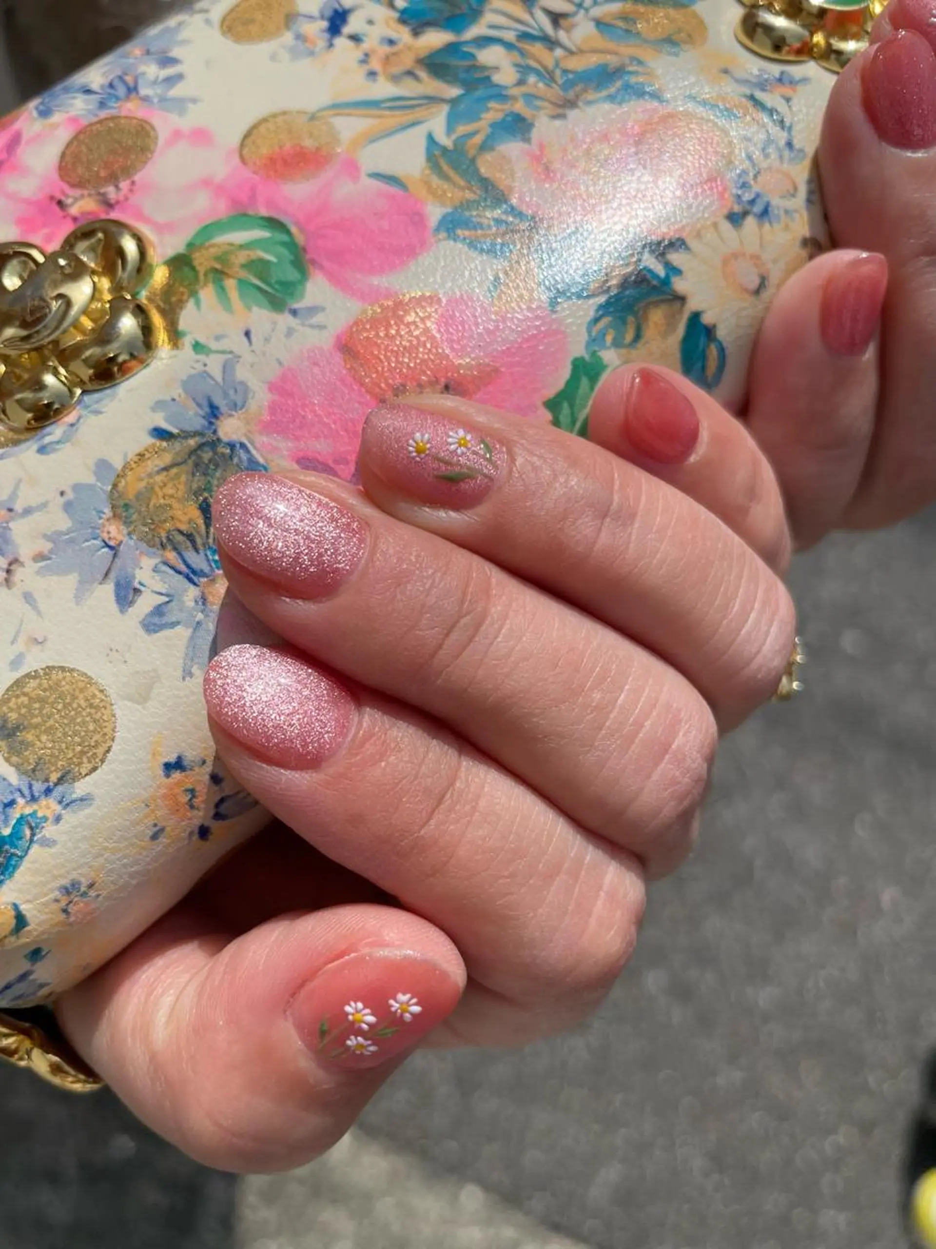 ネイル ハンドネイル ハンドケア 岩山 直子のネイルデザイン