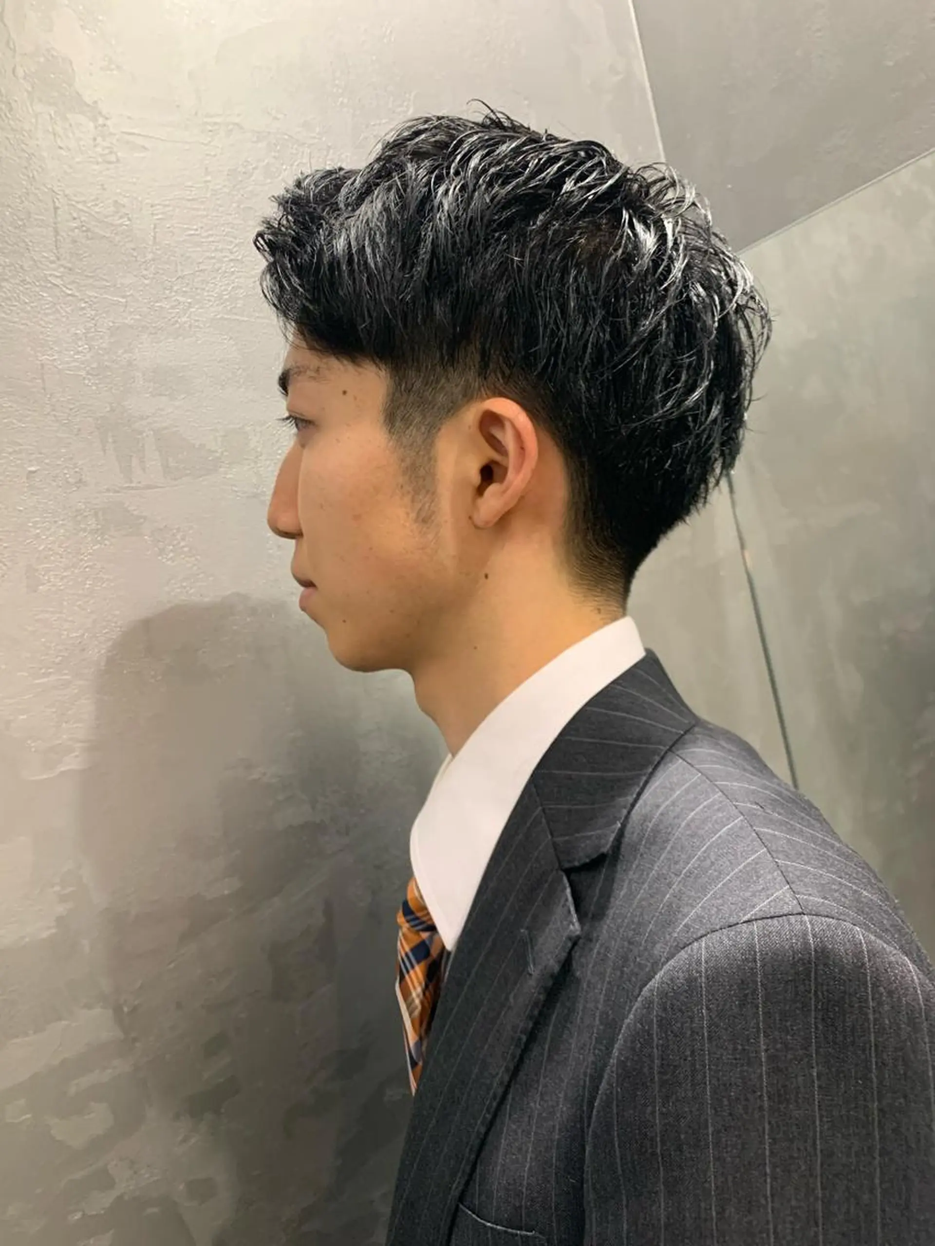 メンズ マッシュ ツーブロック 傷ませない縮毛矯正／ 吉岡 美江のヘアスタイル
