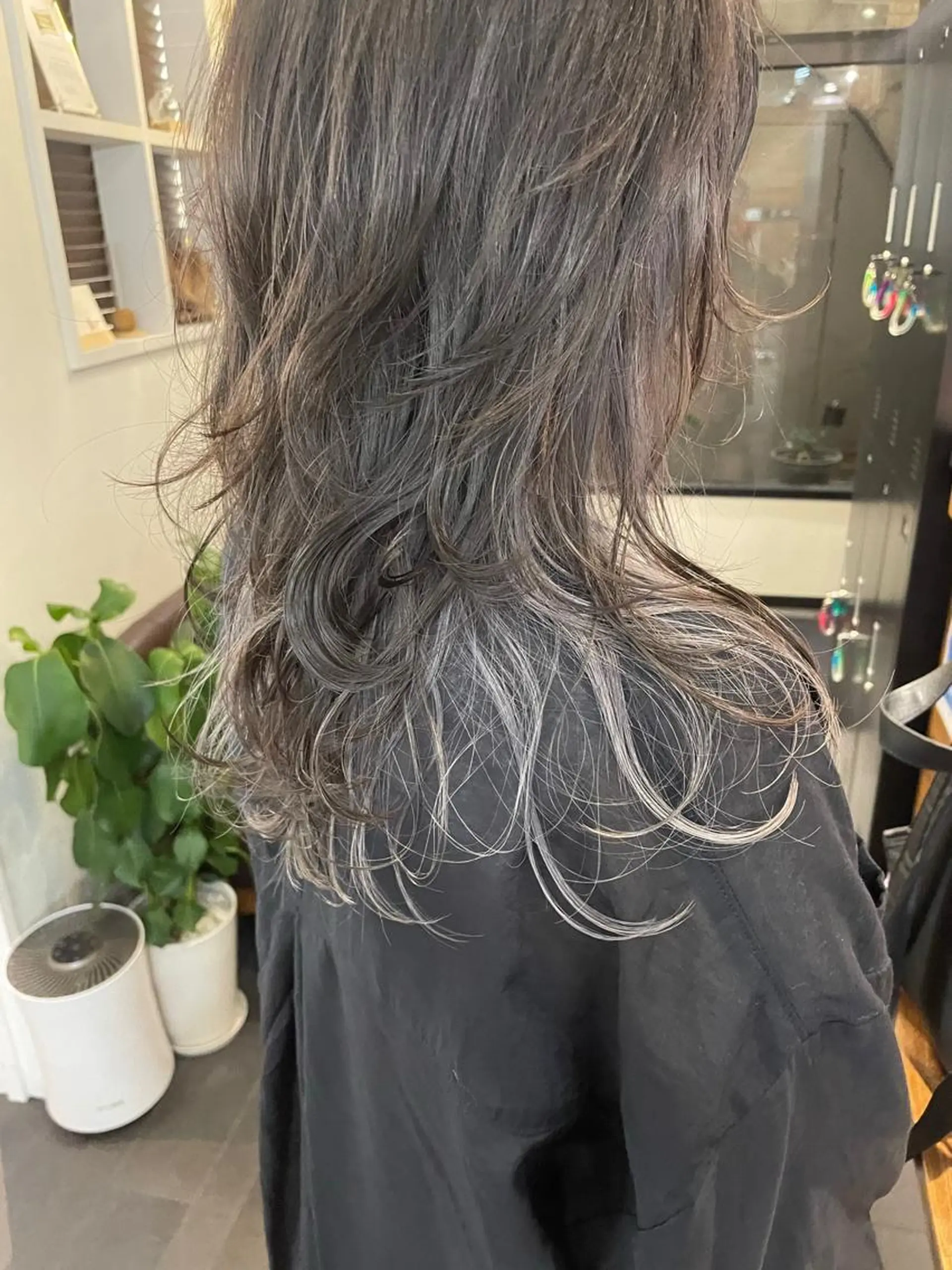 セミロング ウルフカット カット やまぎし ひろきのヘアスタイル