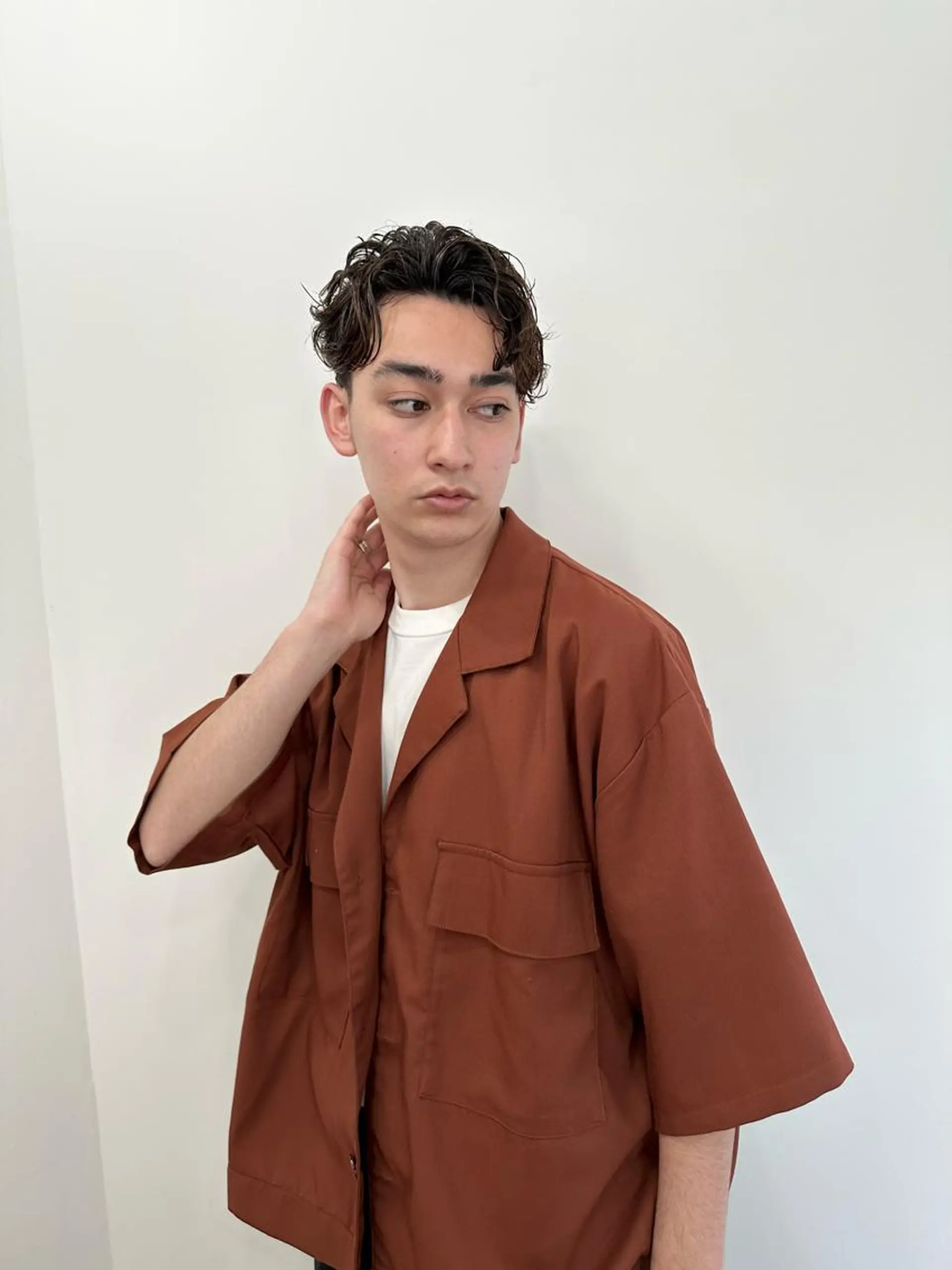 ショート メンズ メンズバレイヤージュ メンズブリーチ メンズハイライト メンズインナーカラー メンズ韓国風 朝がラクになるパーマ トウバルタイキのヘアスタイル