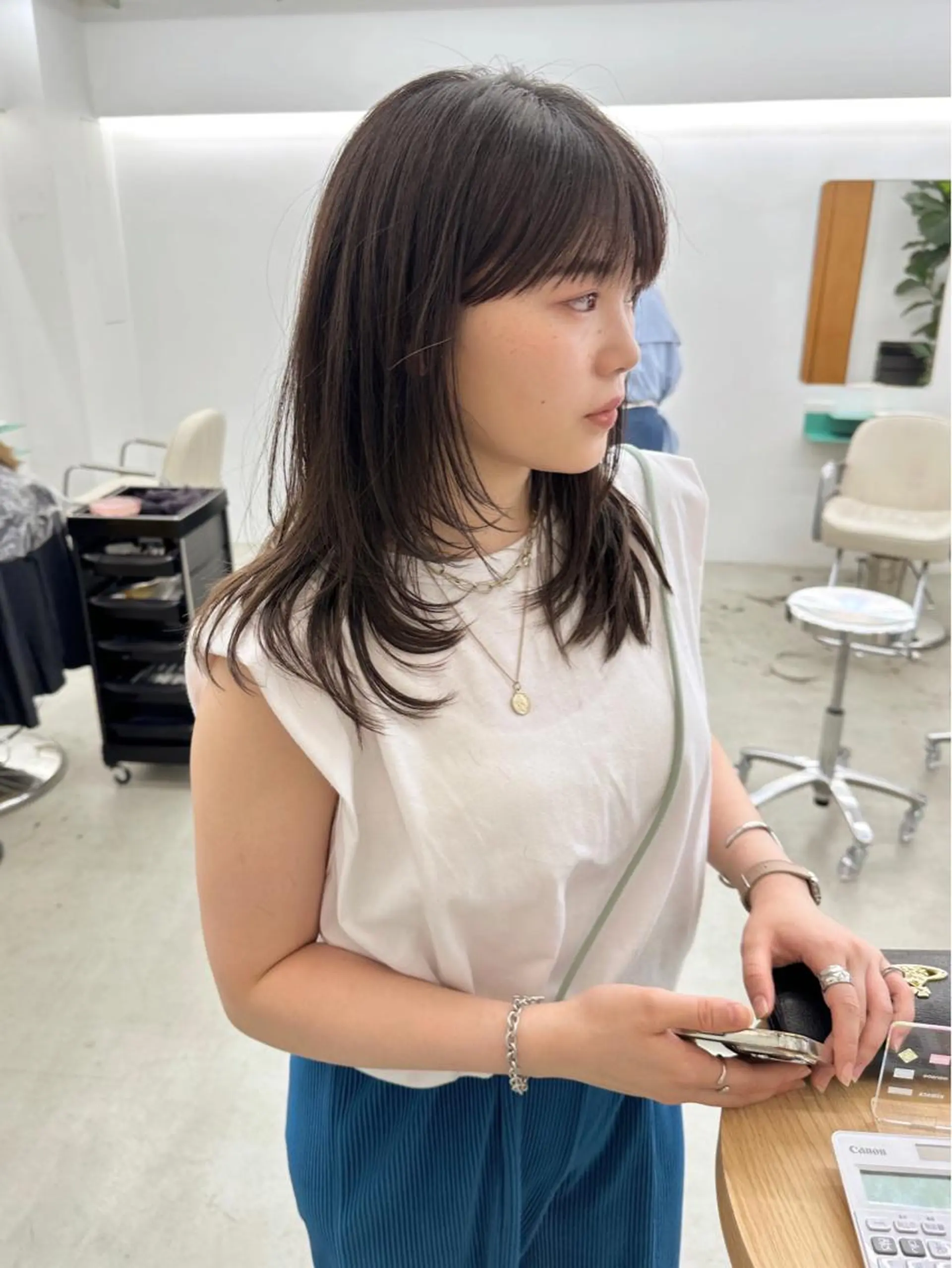 ロング カラー オリーブカラー レイヤーカット カット ヘアカラー トリートメント ボブ/レイヤー/ケア パーマ/リュウタのヘアスタイル