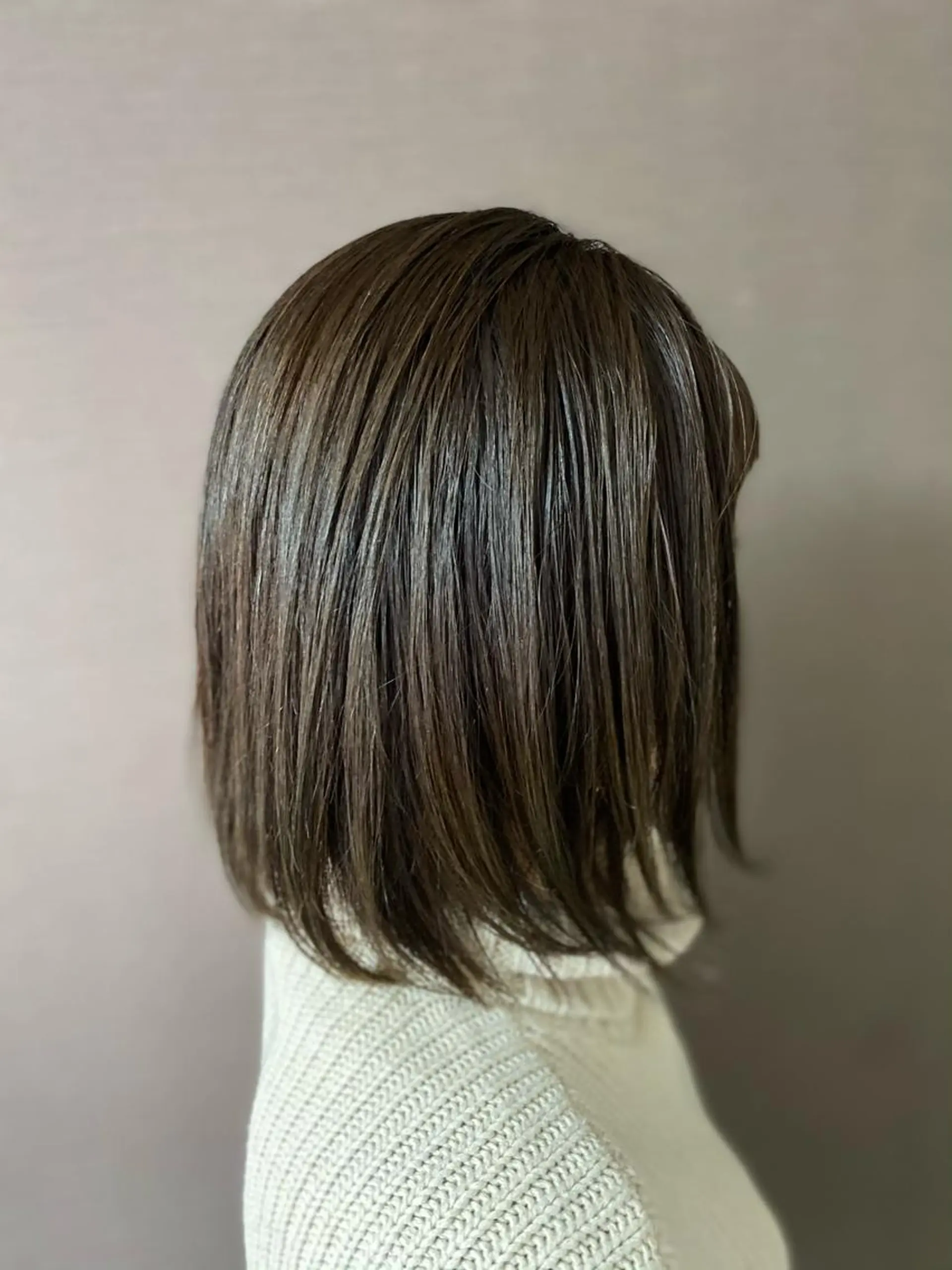 ミディアム カラー グレージュ オリーブグレージュ オリーブグレー ゴトウ エイイチのヘアスタイル