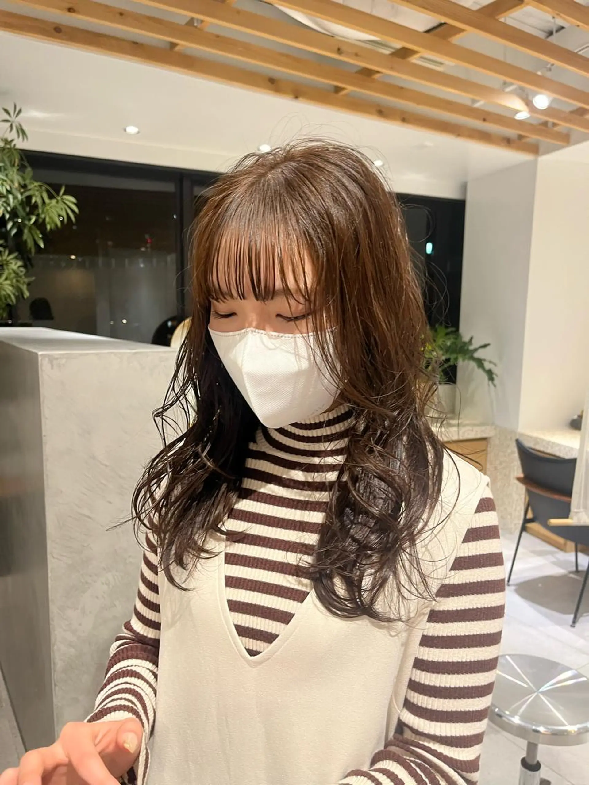 ロング カラー ブラウンカラー 透明感カラー ヘアカラー three.北浜所属・前竹 那生のヘアスタイル