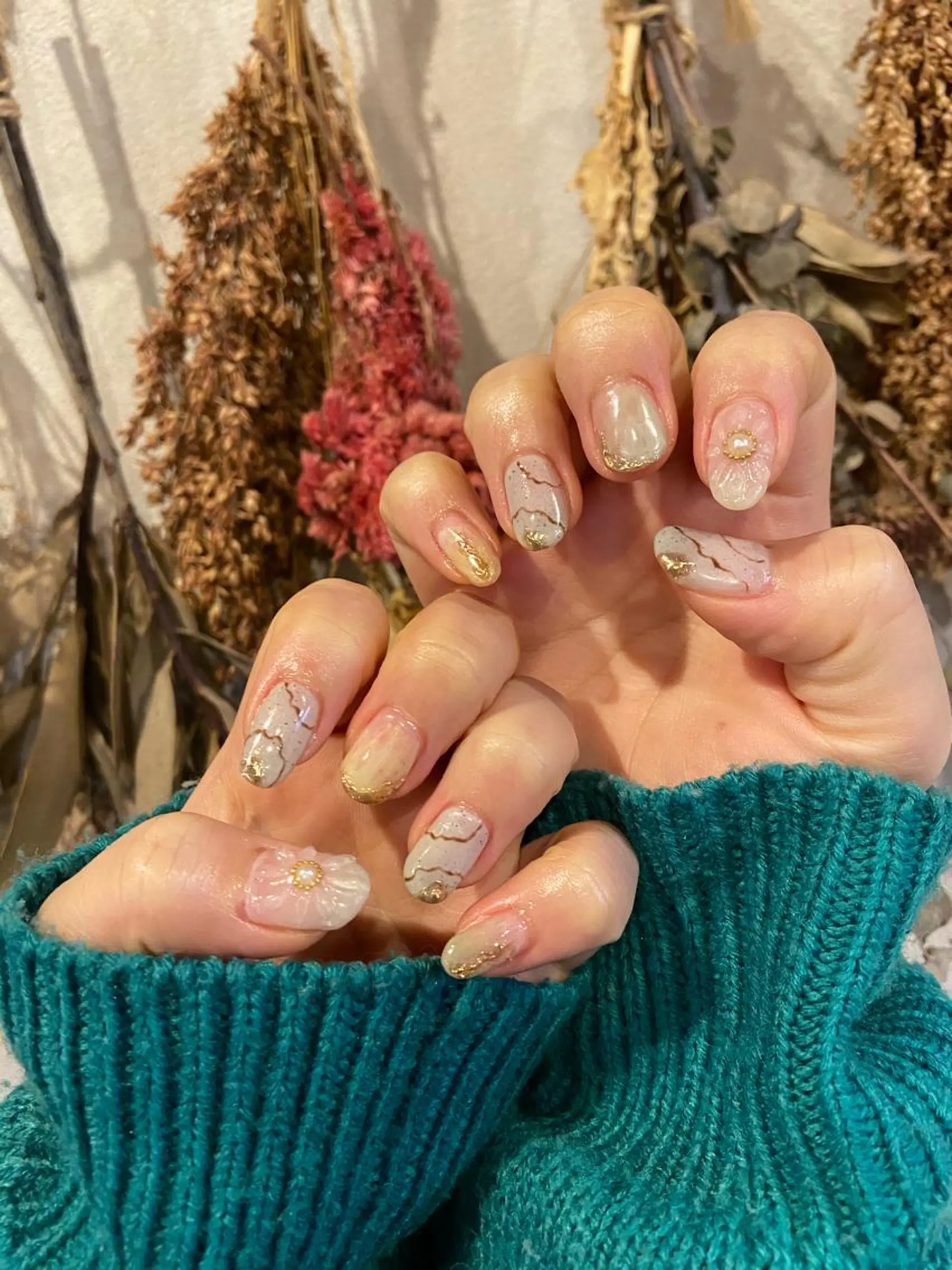 ネイル アートネイル ミラーネイル ニュアンスネイル 春ネイル . unffのネイルデザイン