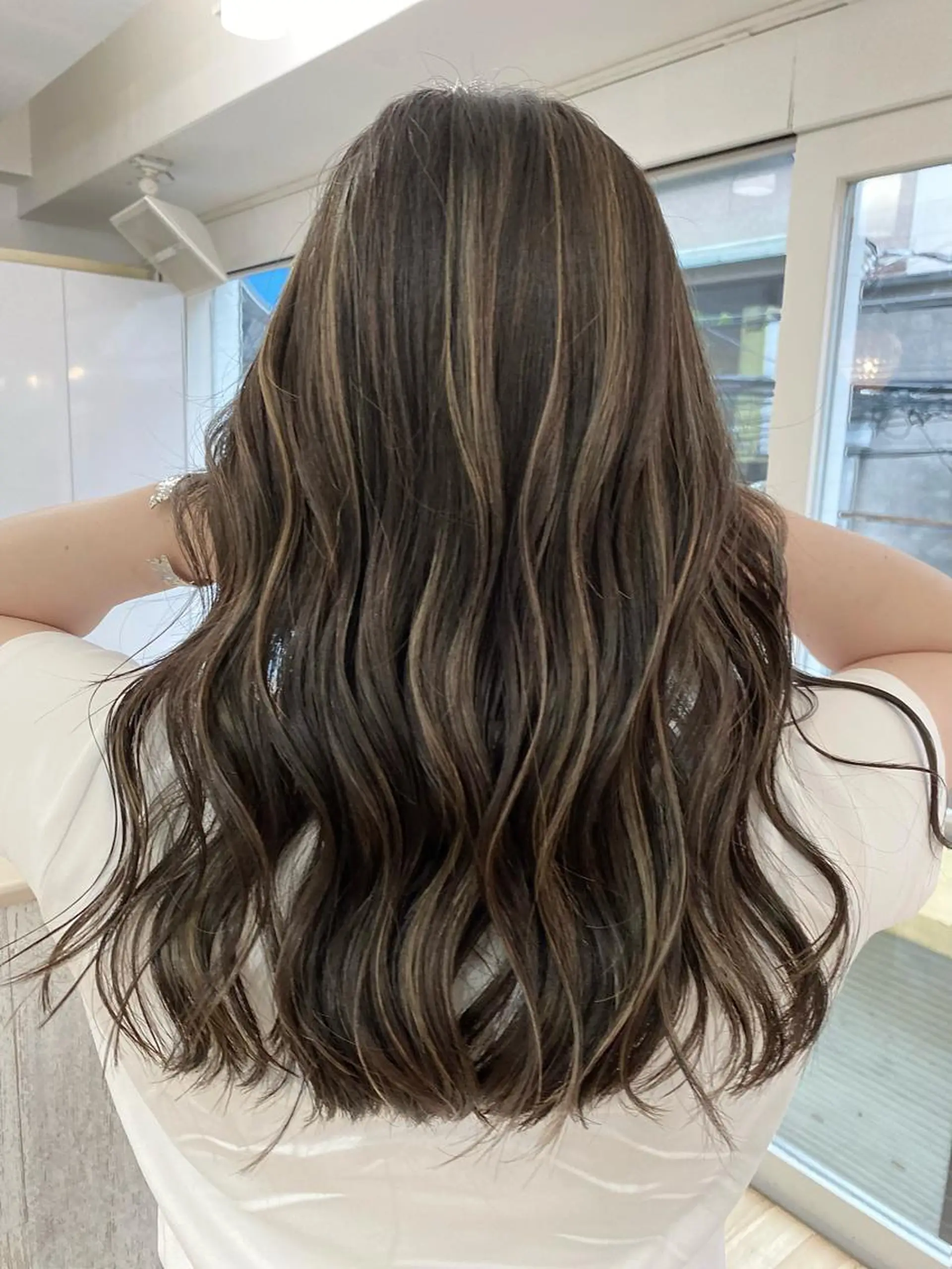 セミロング カラー ヘアアレンジ 久米 治仁のヘアスタイル