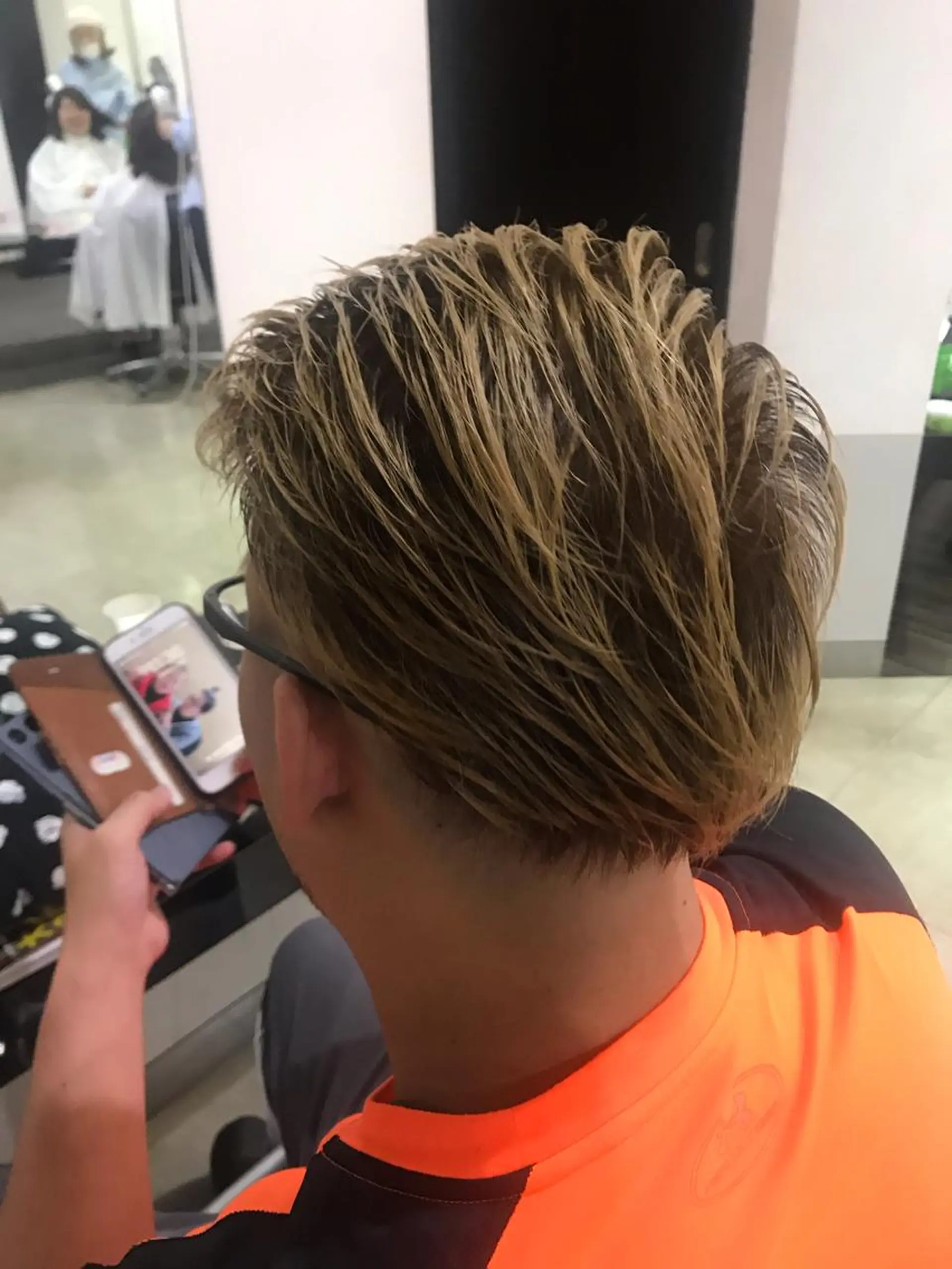 ショート ヘアアレンジ メンズ メンズブリーチ DISCOHAIRsanc（ルジャルダン町田）所属・烏山 達也のヘアスタイル