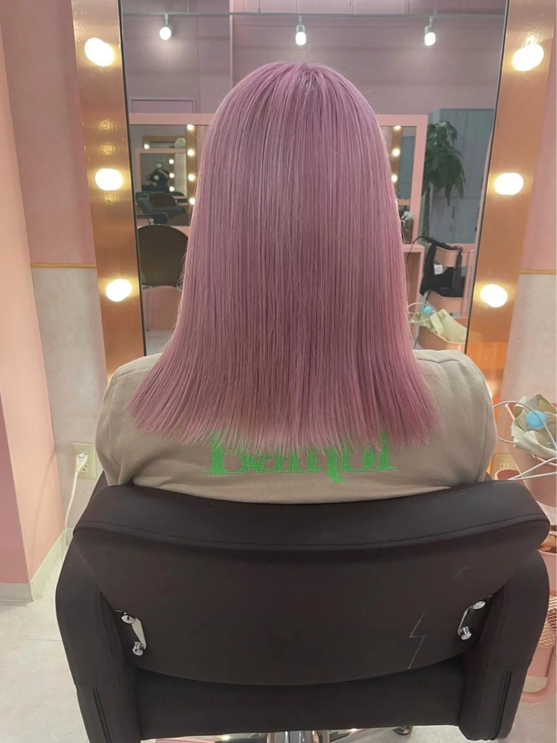 ミディアム ヘアカラー トリートメント 🩶 ピンクカラー/ ブロンド🩶くるみのヘアスタイル