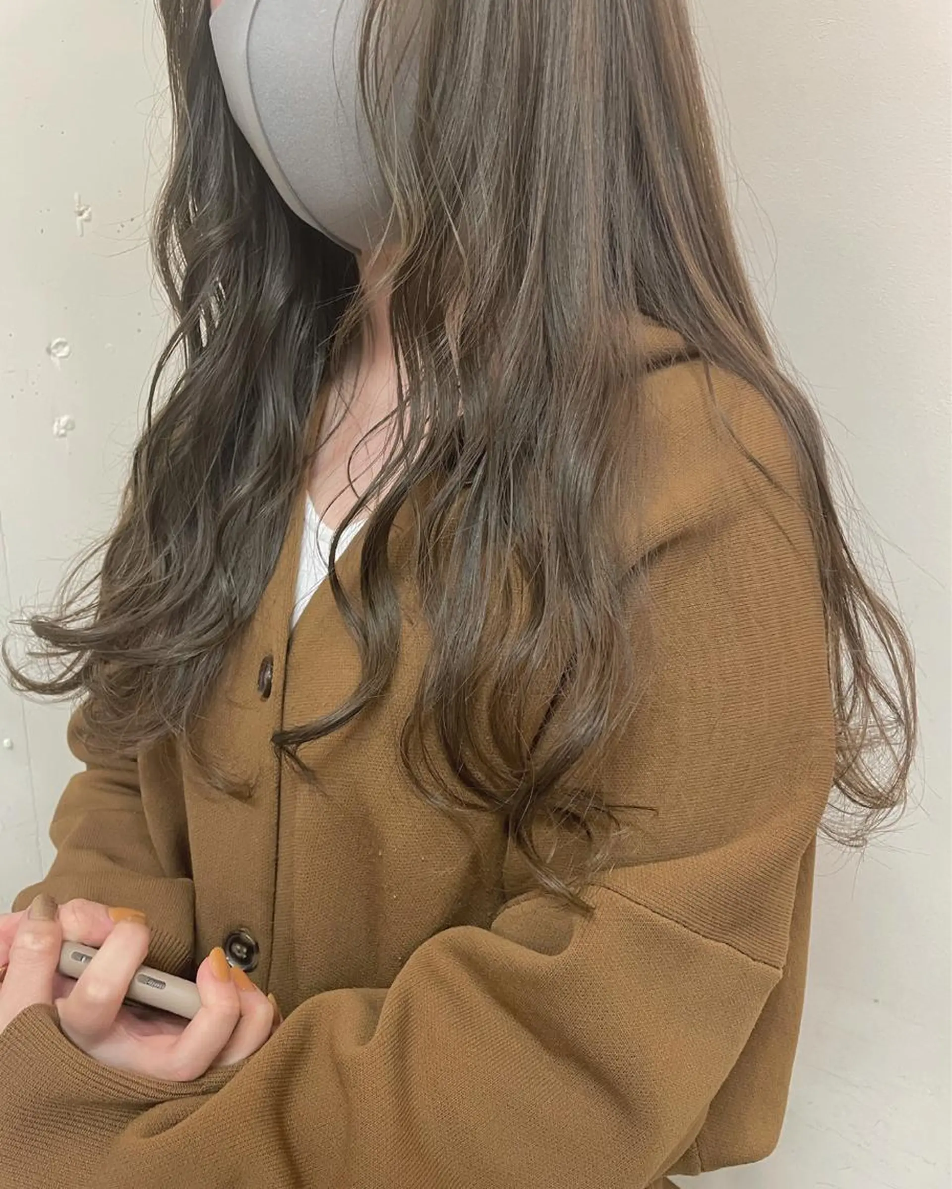 ロング レイヤーカット/ 透明感カラーmikuのヘアスタイル