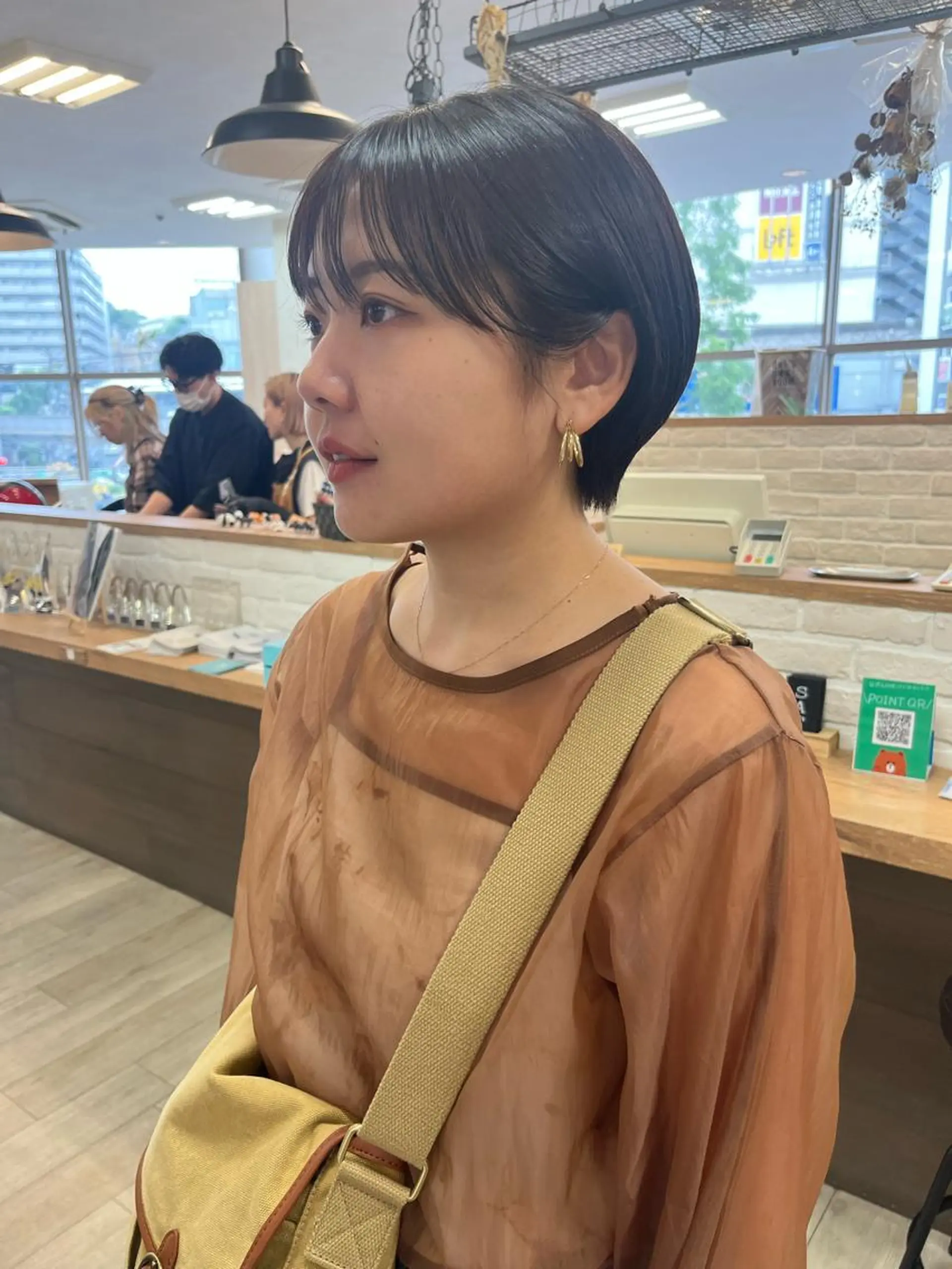 ショート 切りっぱなしボブ ショートボブ ハンサムショート 丸みショート ボブ カット トリートメント 初めてのショート お任せください✂️のヘアスタイル