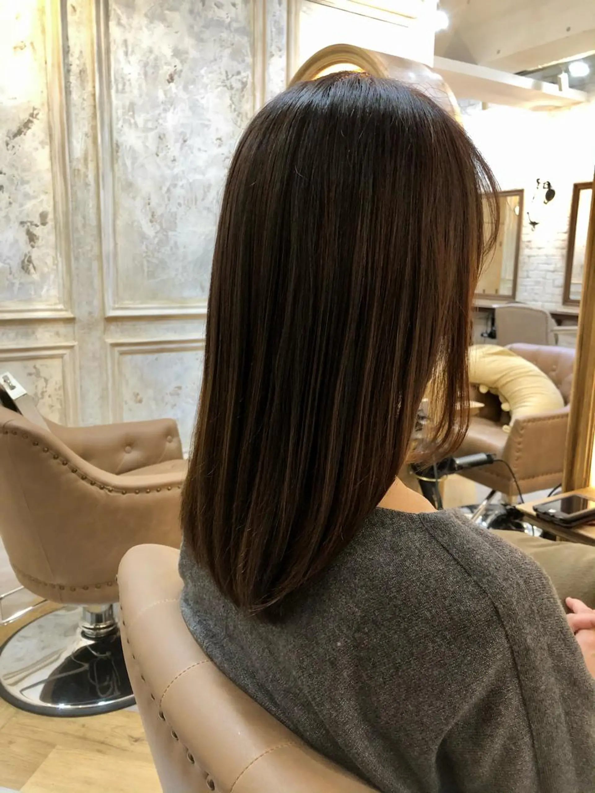 セミロング カラー バイオレットカラー Carina所属・セン北徒歩５分 キシタクのヘアスタイル