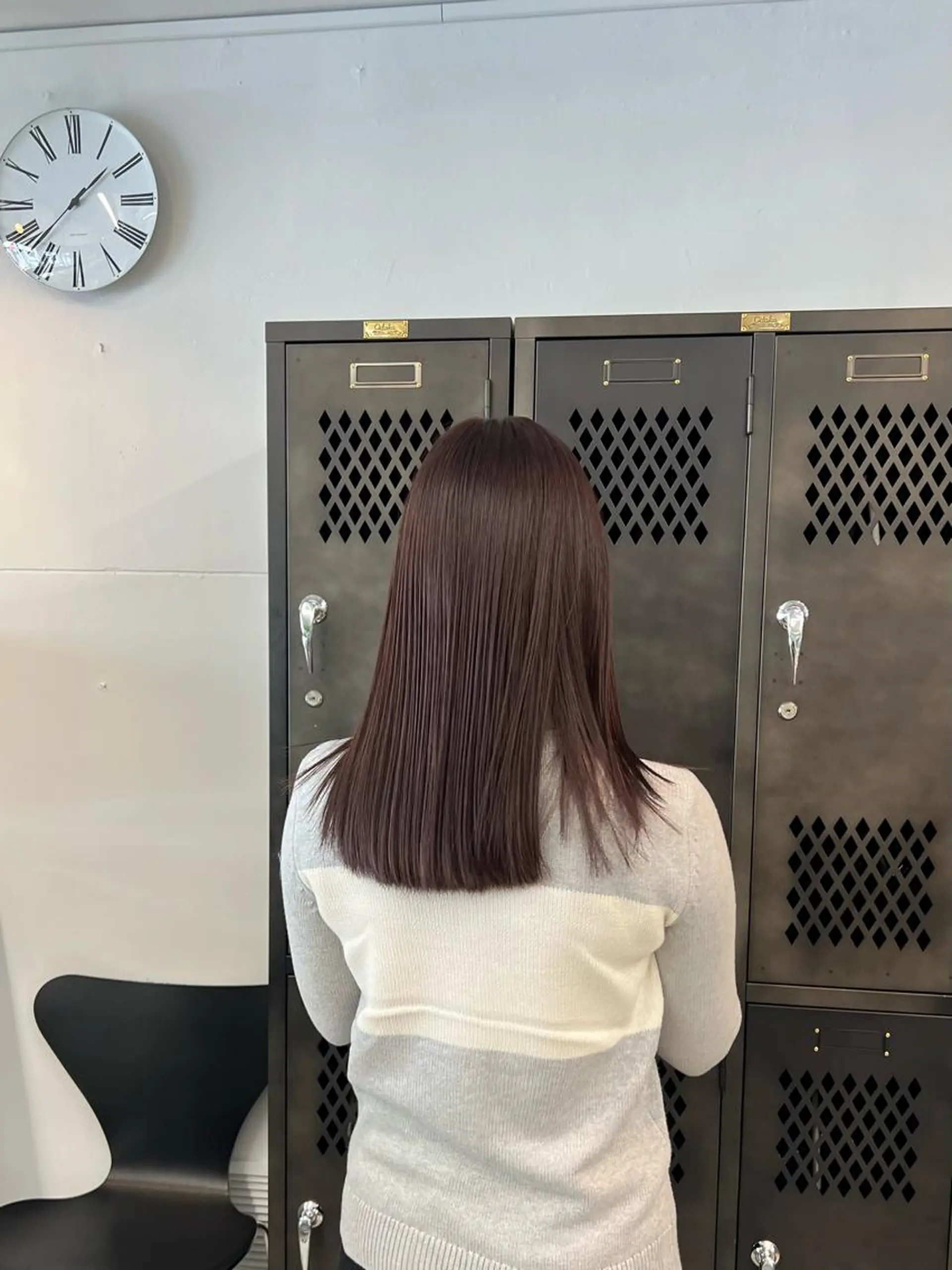 ミディアム INORI /フェイスレイヤーのヘアスタイル